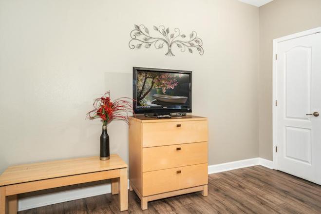 Mountain View Condo 1306
