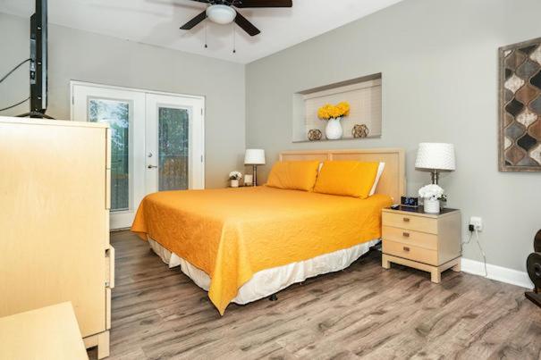 Mountain View Condo 1306