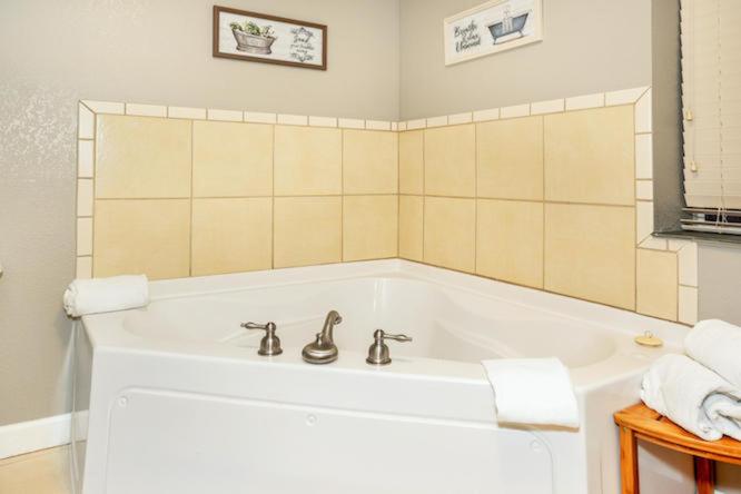Mountain View Condo 1306