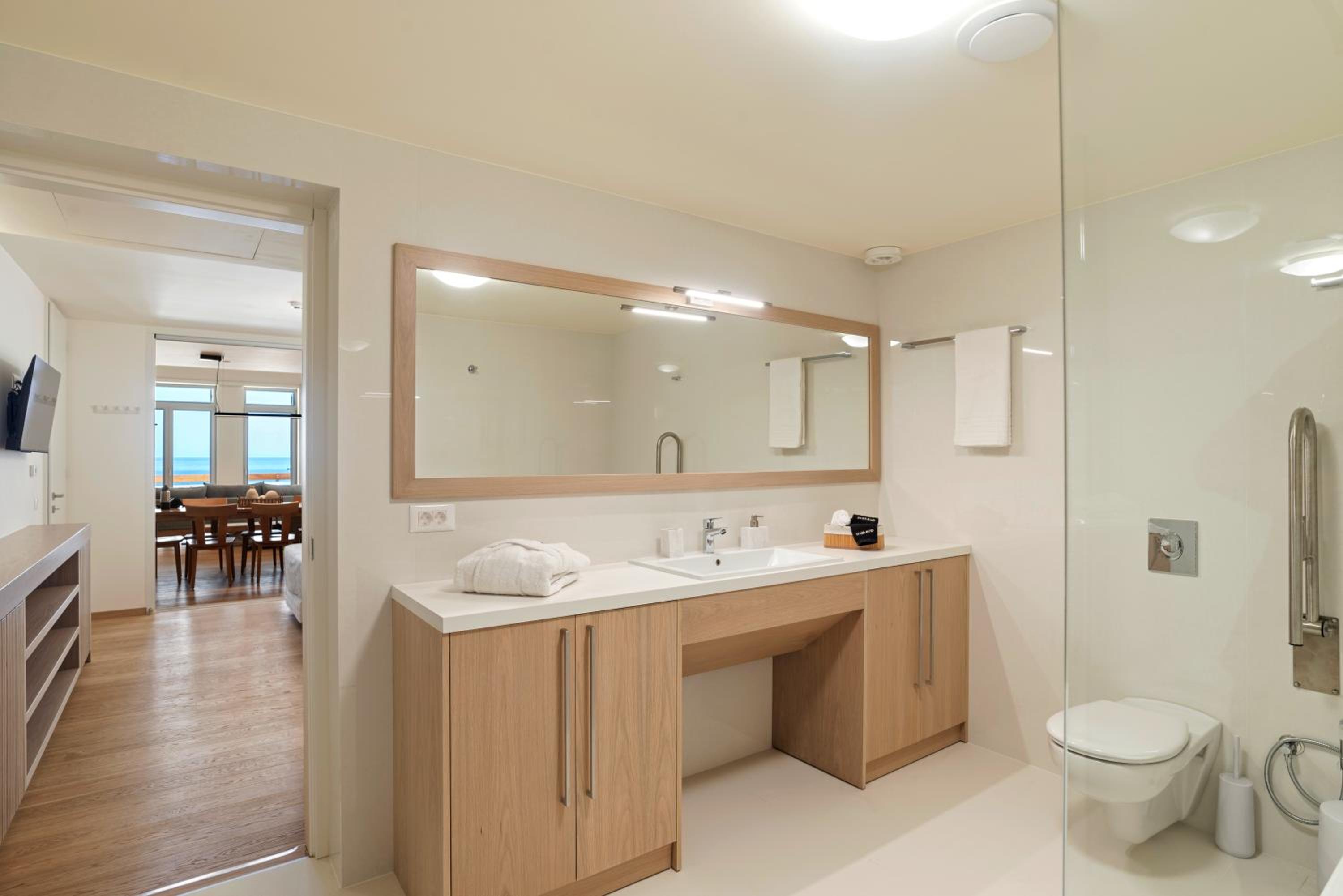 Kormoranos-Hydrobates Waterfront Villa