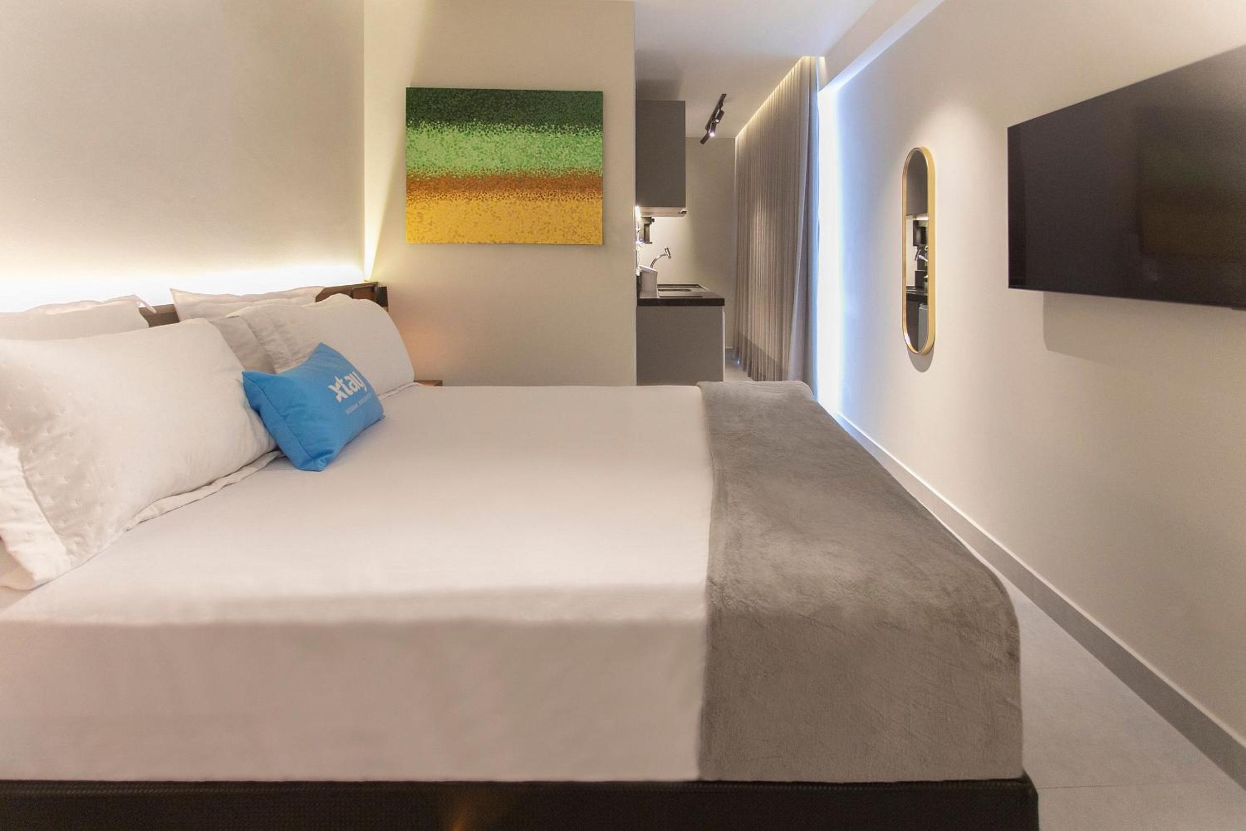 Simple Smart By Xtay - Bleisure in João Pessoa: pool, gym, and laundry near Tropical Center and HNSN