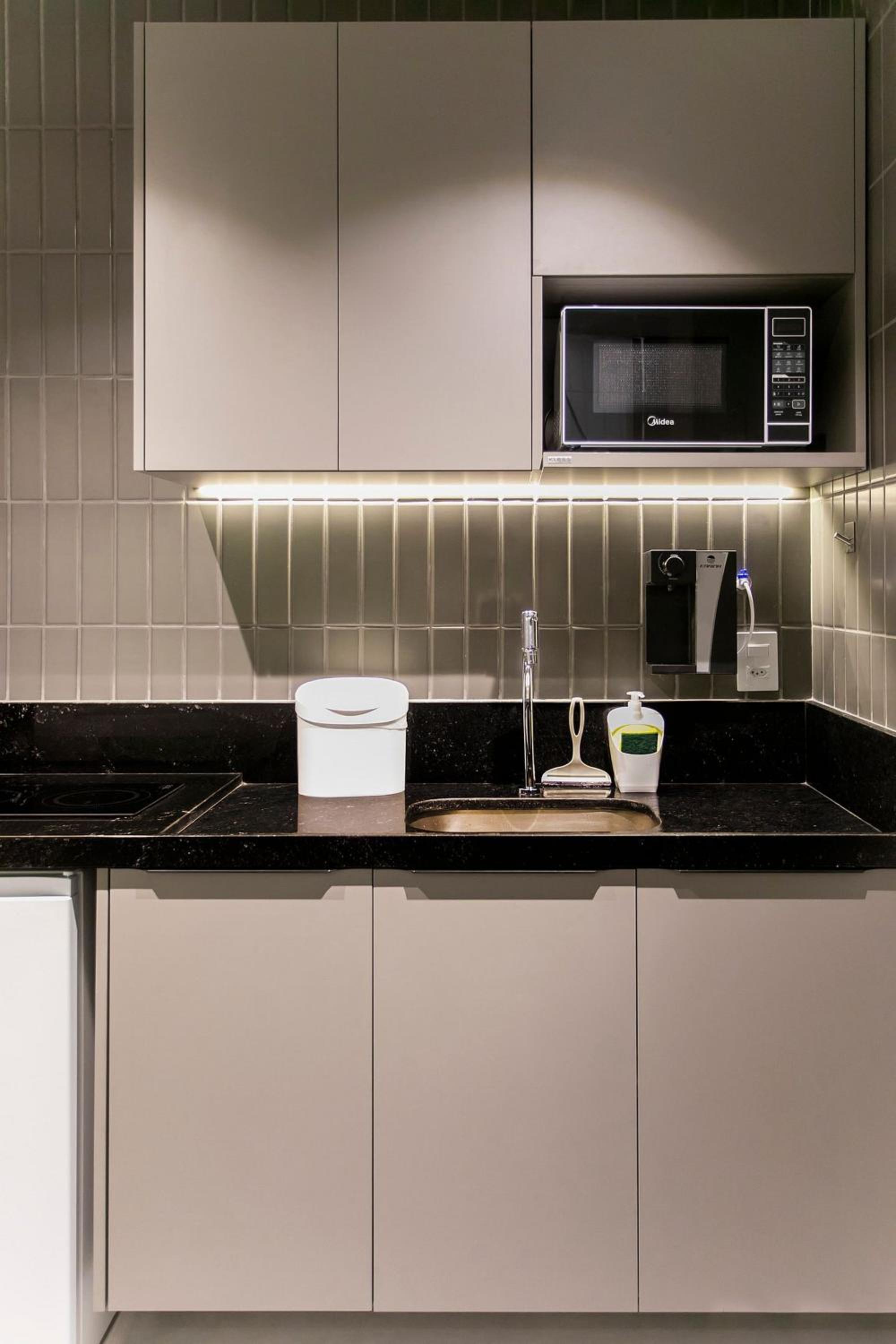 Simple Smart By Xtay - Bleisure in João Pessoa: pool, gym, and laundry near Tropical Center and HNSN