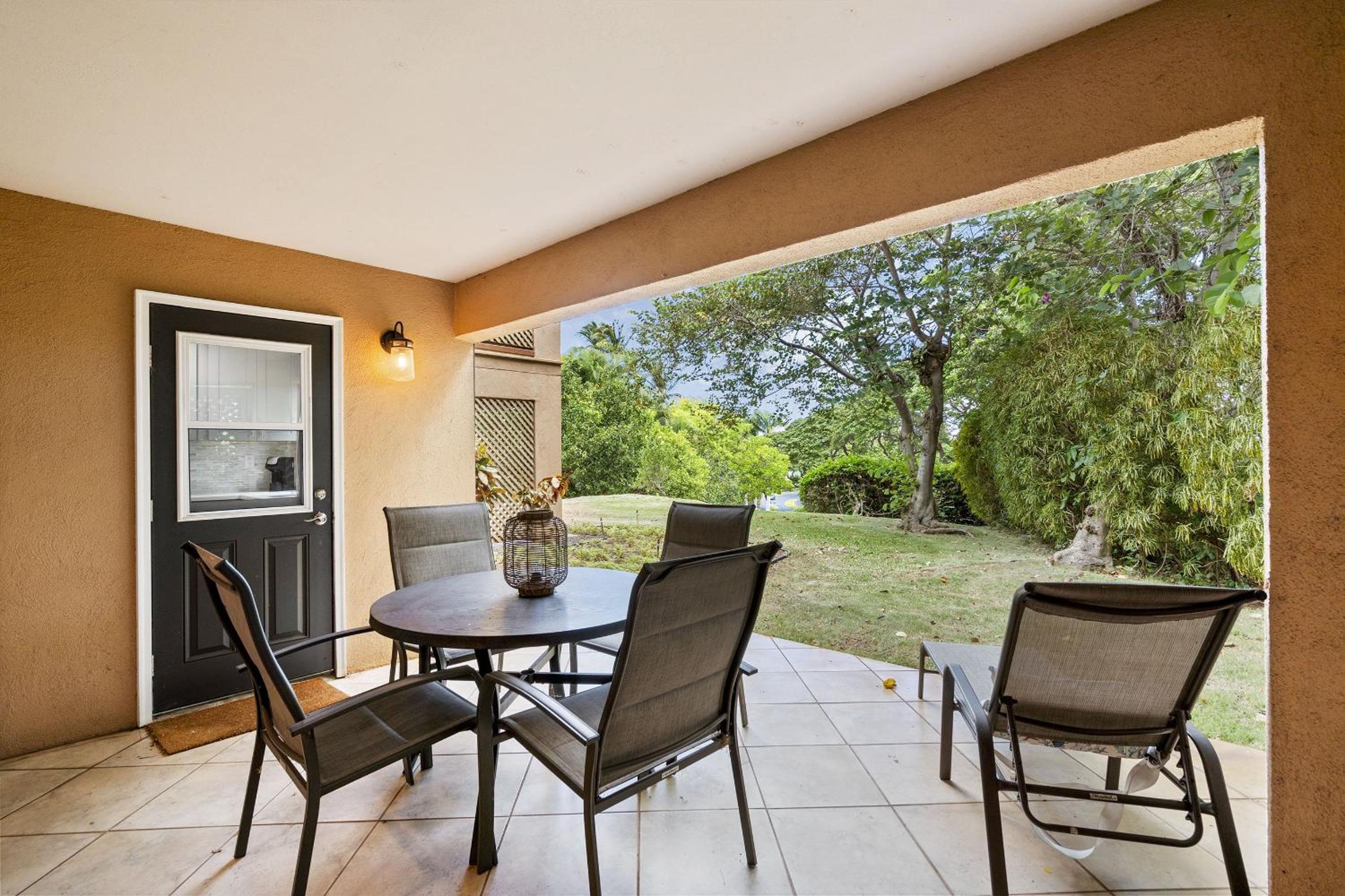 Wailea Ekahi 24B - Modern Garden Retreat w/ Lanai, Split AC & Stylish Renovation