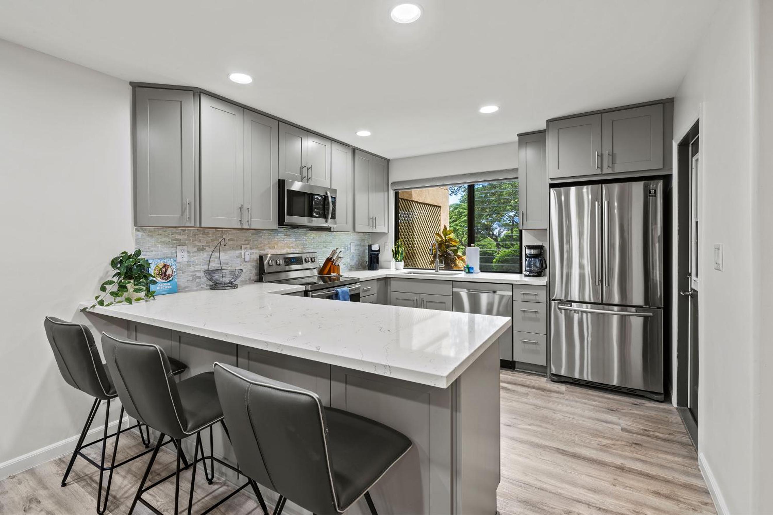 Wailea Ekahi 24B - Modern Garden Retreat w/ Lanai, Split AC & Stylish Renovation