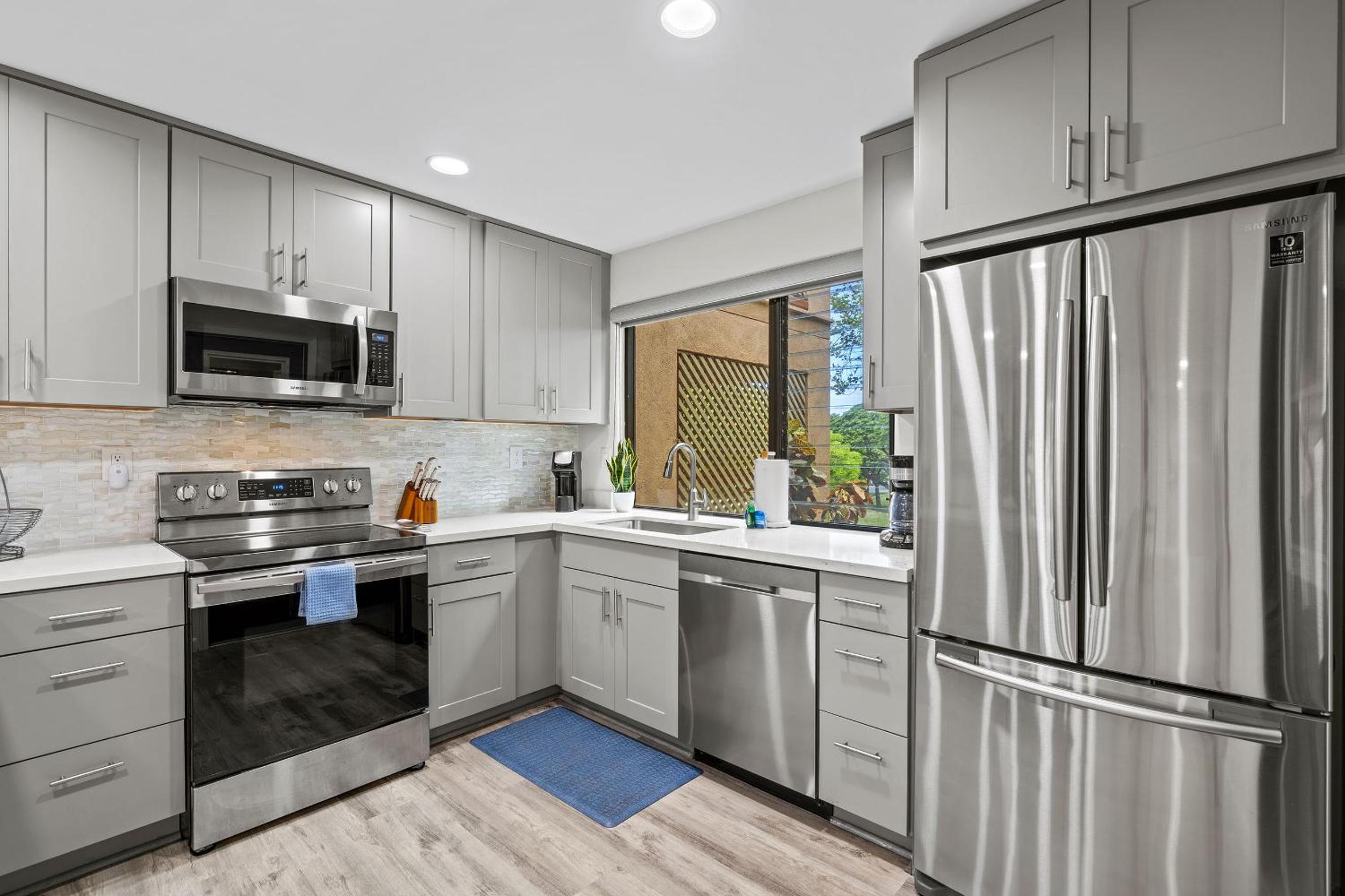 Wailea Ekahi 24B - Modern Garden Retreat w/ Lanai, Split AC & Stylish Renovation