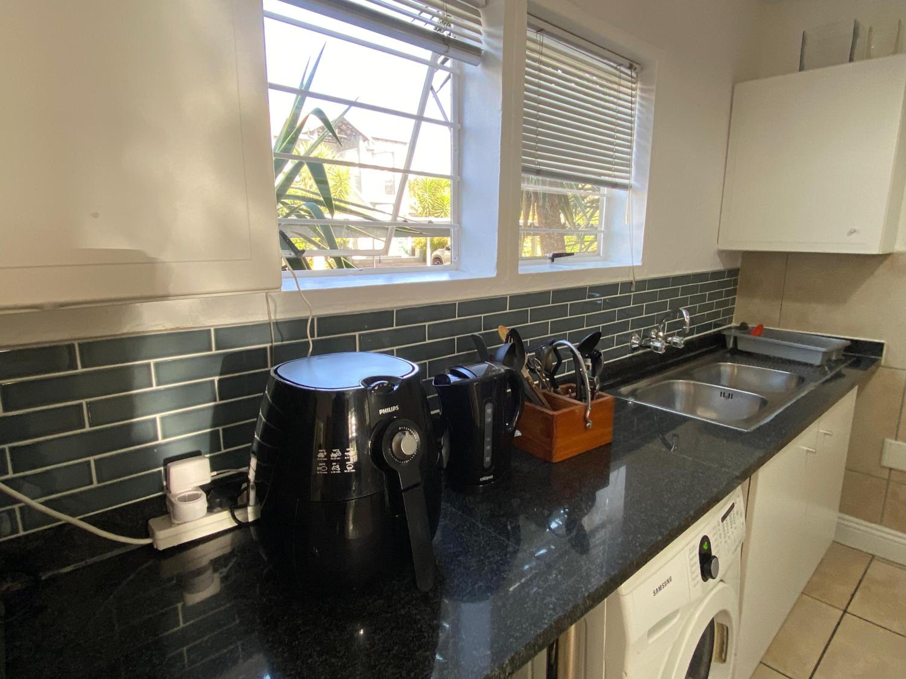 Luxury Garden Retreat 2B Sandton
