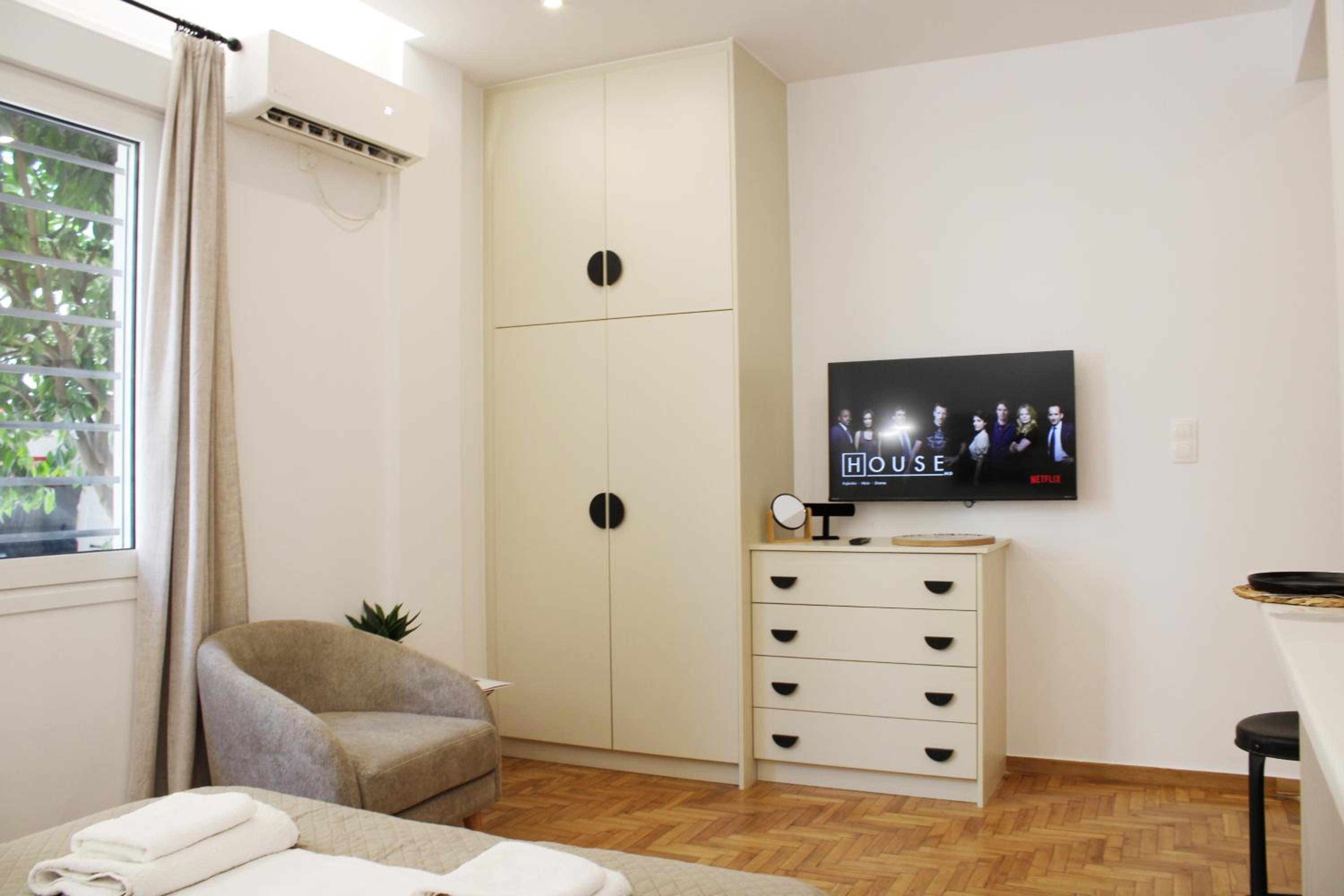 ARIS Urban Exarchia