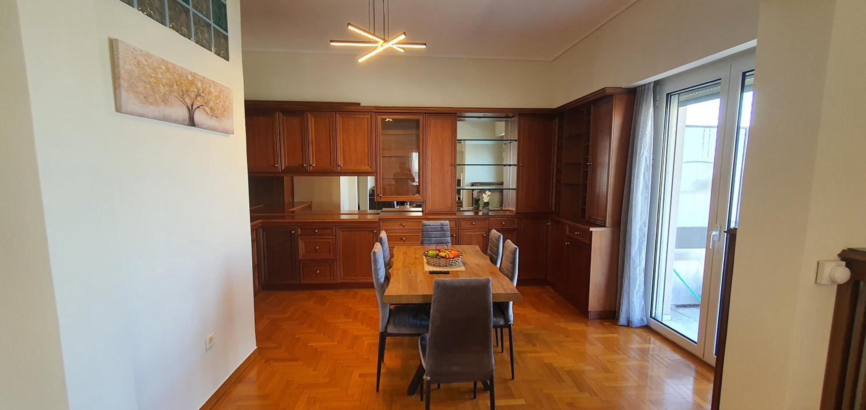 Marina Zeas Apartment for Big Group