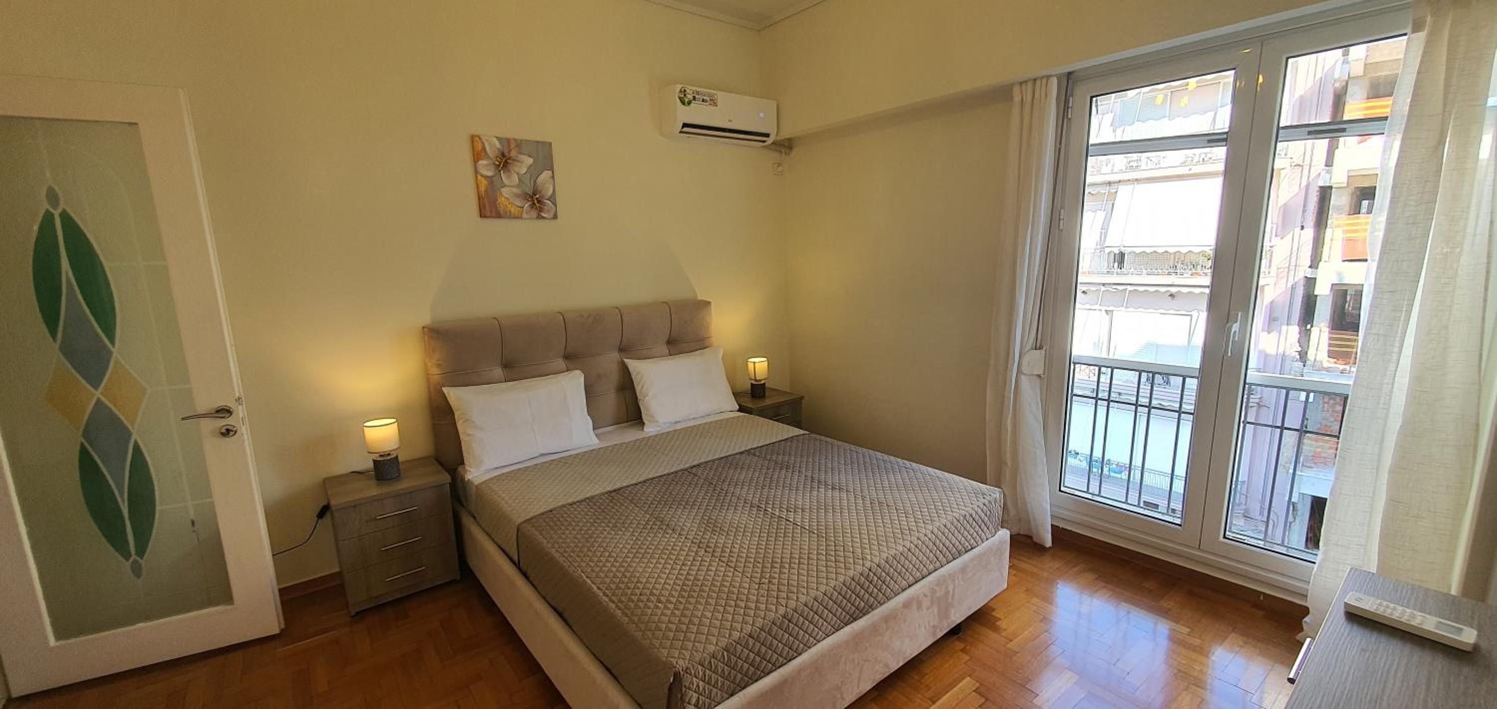 Marina Zeas Apartment for Big Group