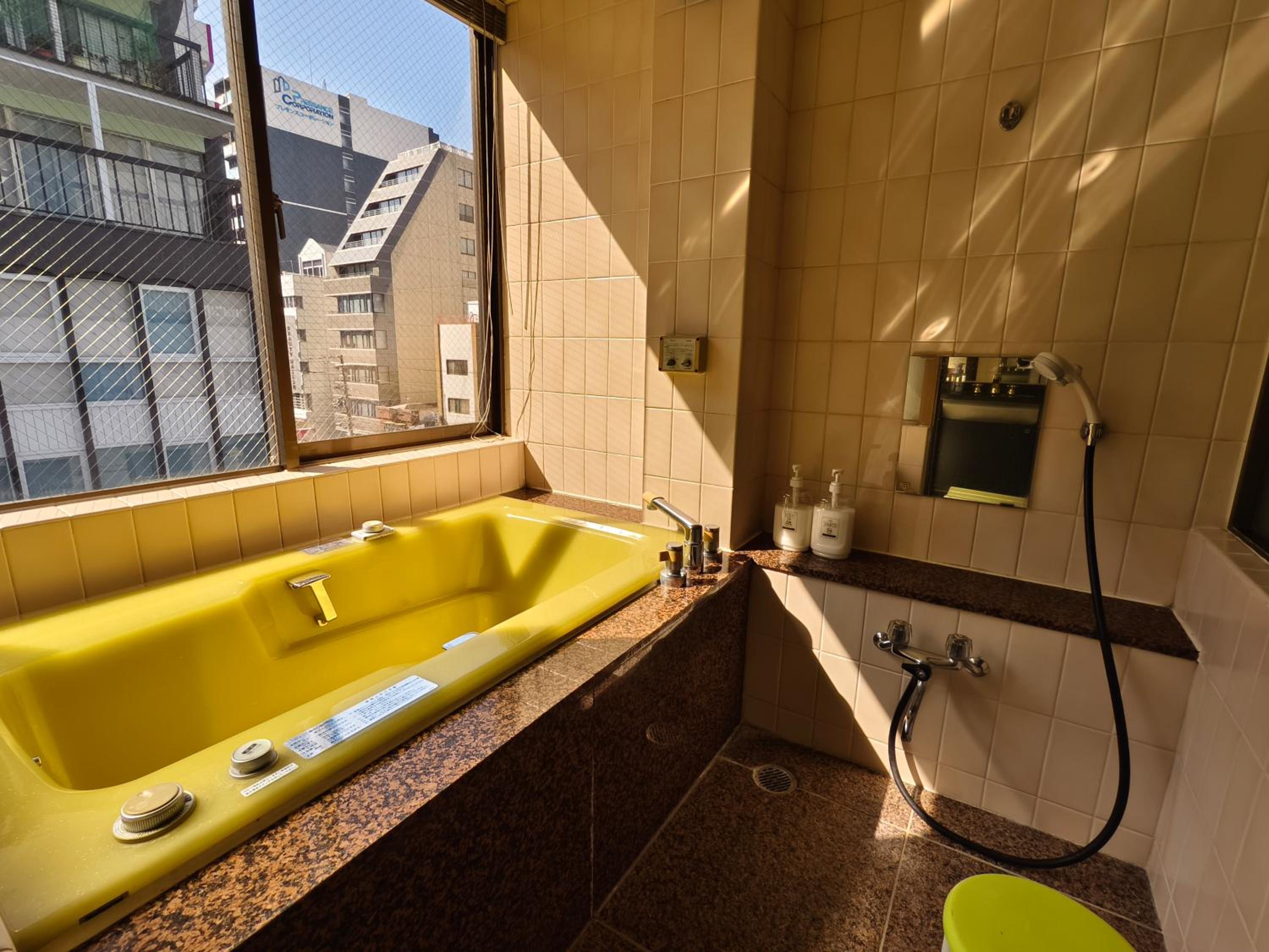 Shinsaibashi Vacation Stay! 3 mins to CS - X Project Rentals