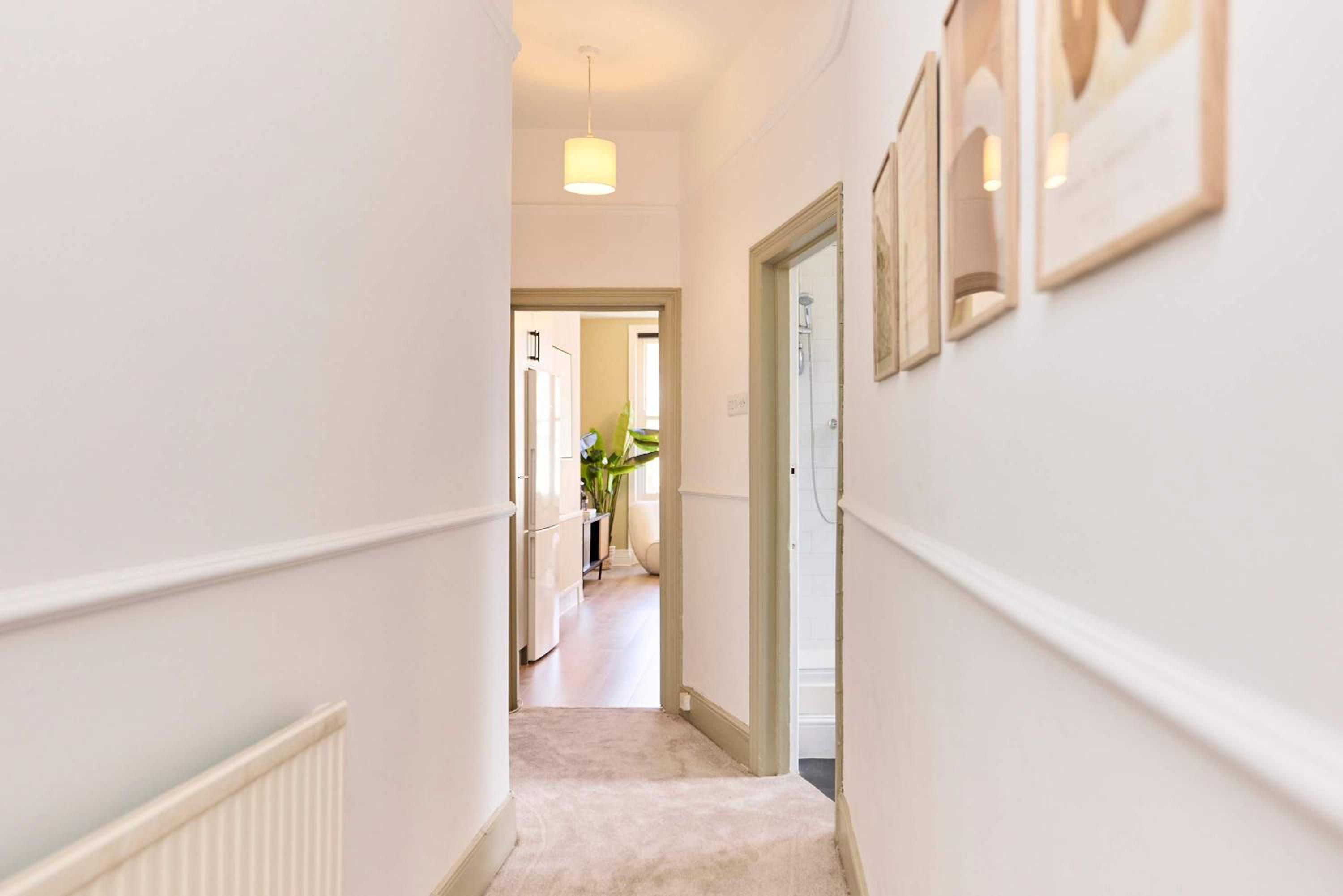 Classic Edwardian Flat near Emirates