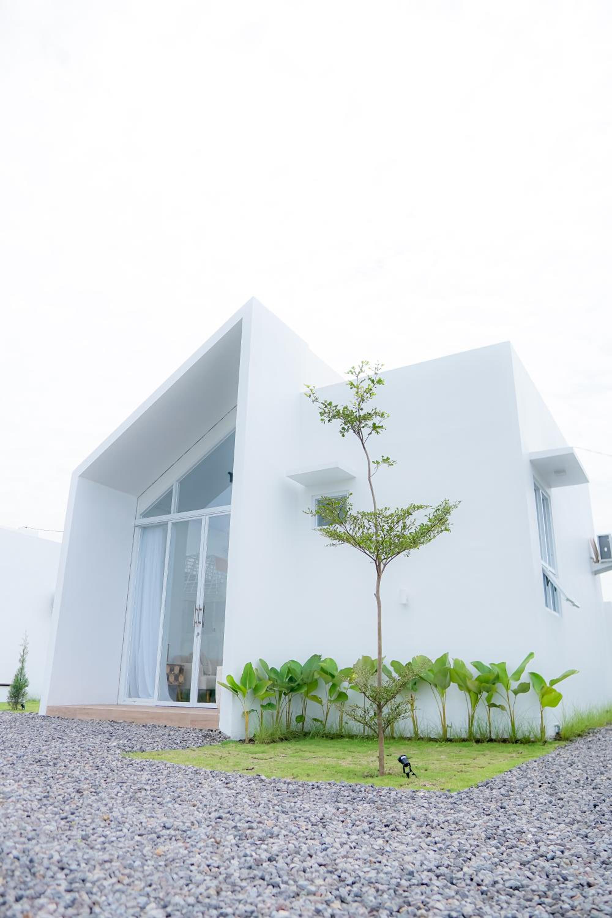 Putih Kaca Villa