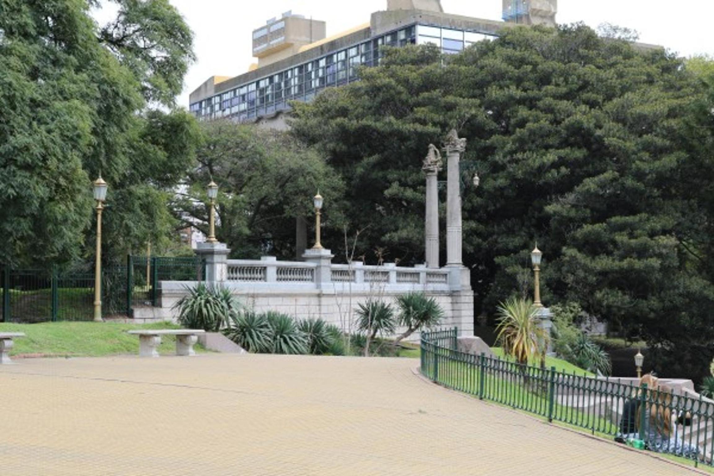 Sunny Recoleta Apartment