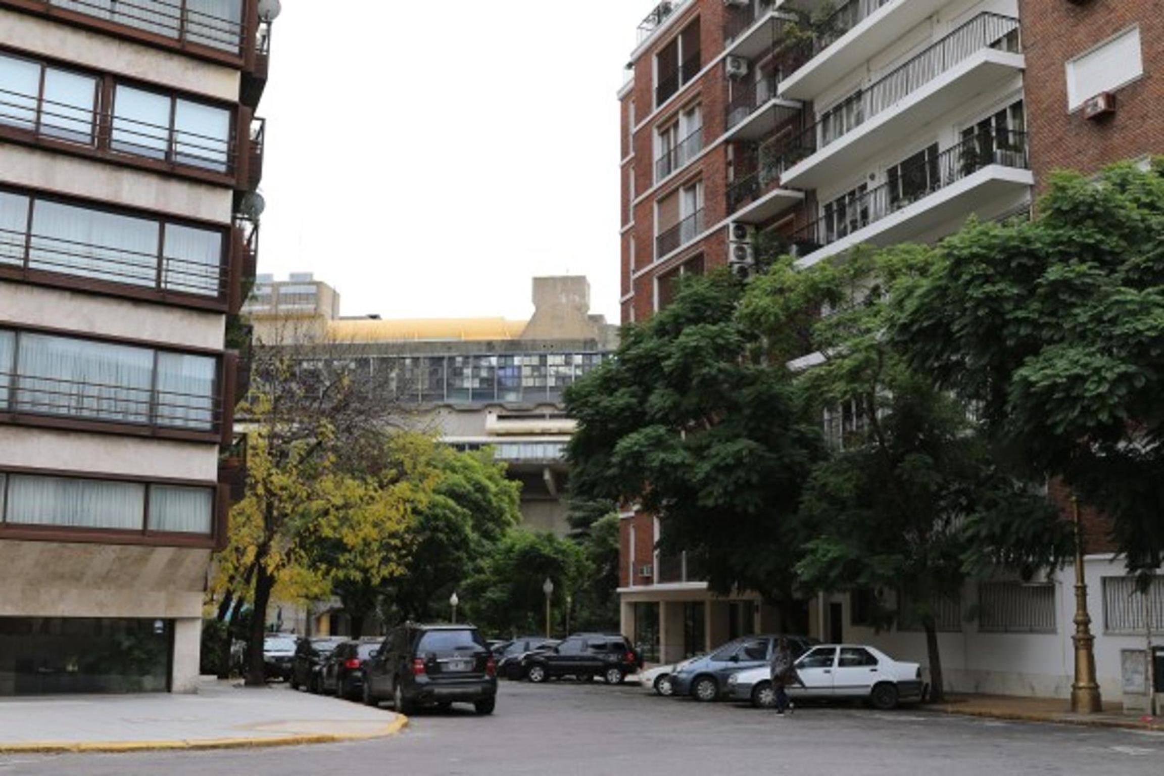 Sunny Recoleta Apartment