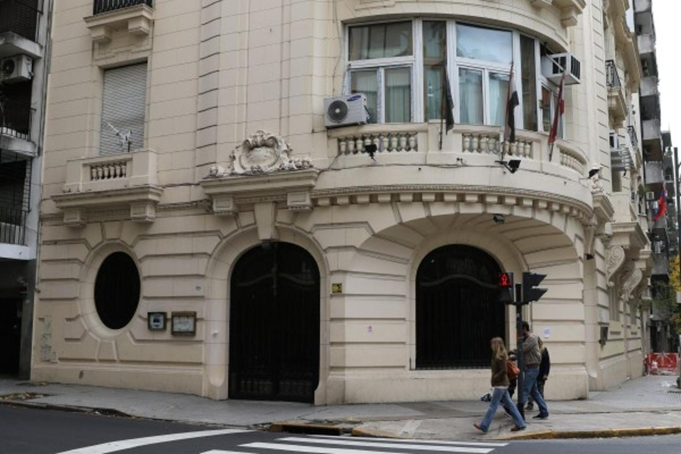 Sunny Recoleta Apartment