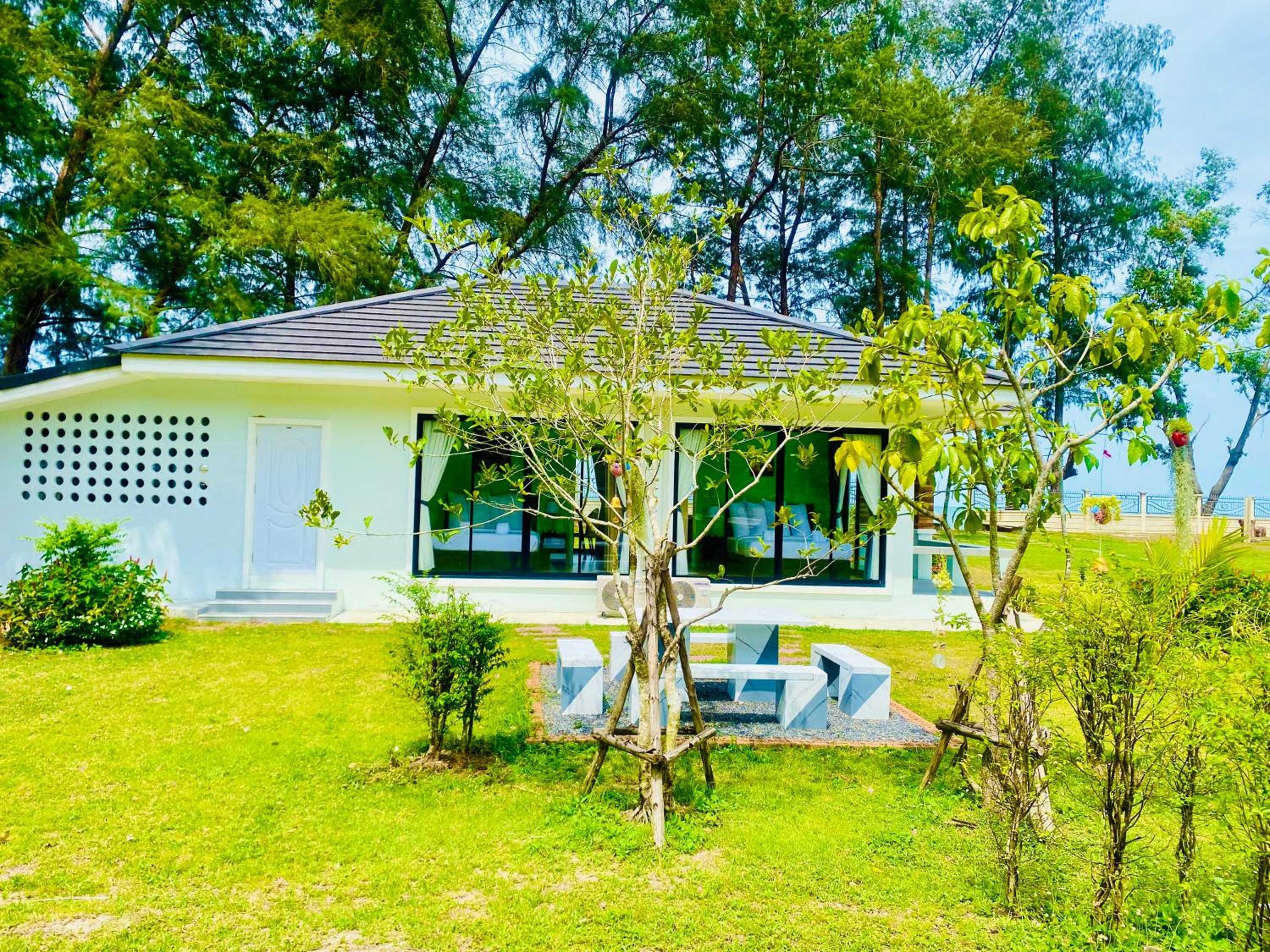 Leelavadee Villa Sea Views