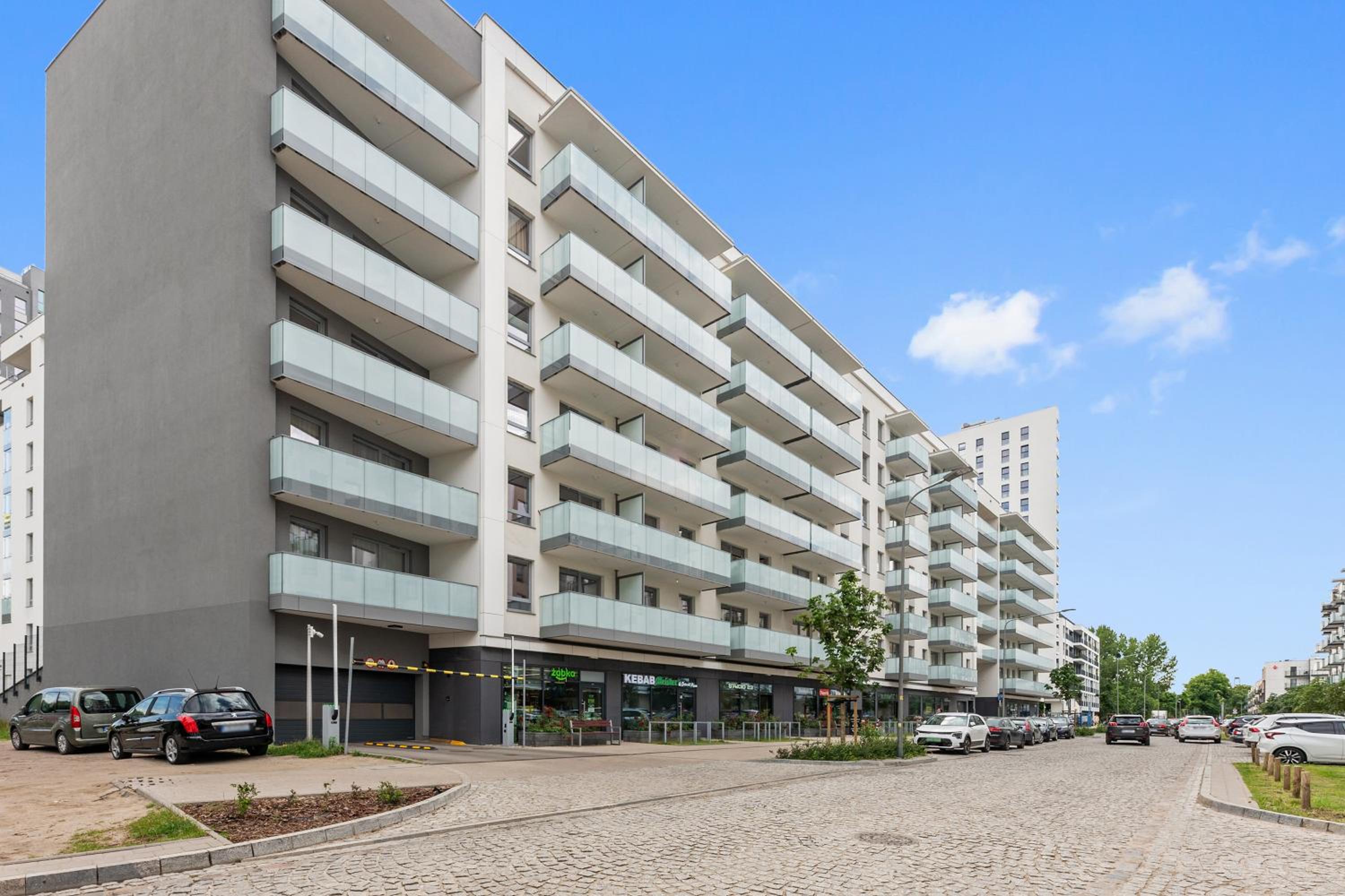 Stay at Horizon Gdańsk Apartment with Parking