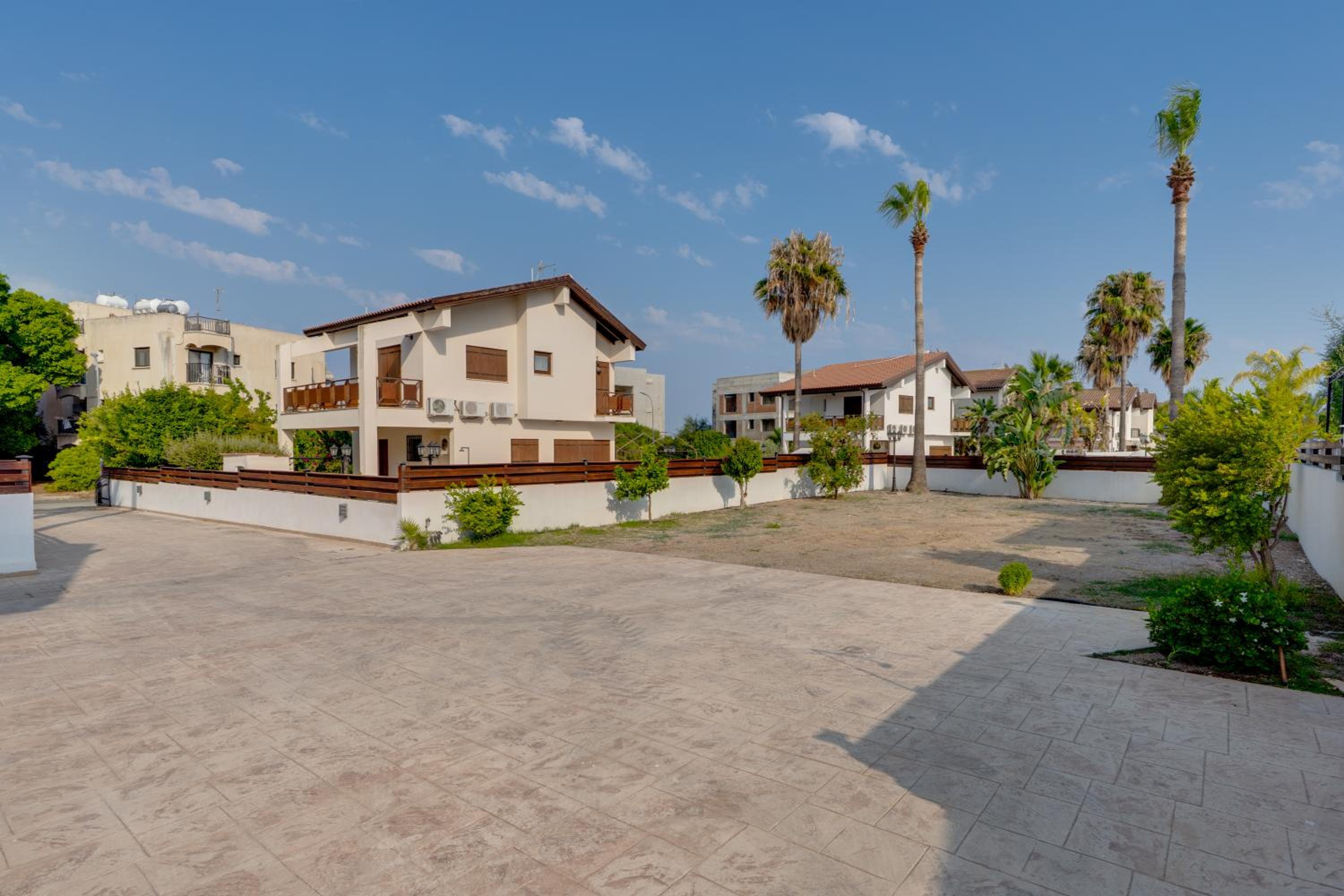 Amelia Beach Villa wpool -500mfrombeach