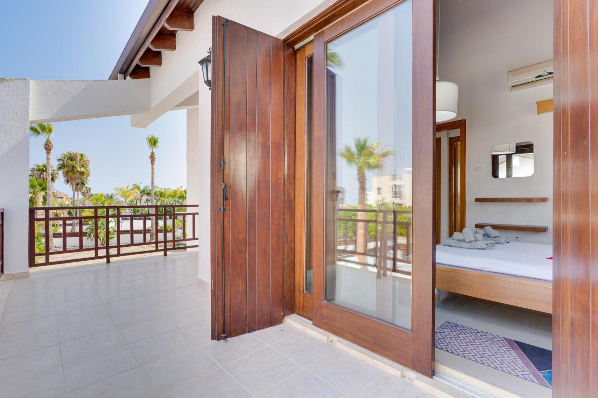 Amelia Beach Villa wpool -500mfrombeach