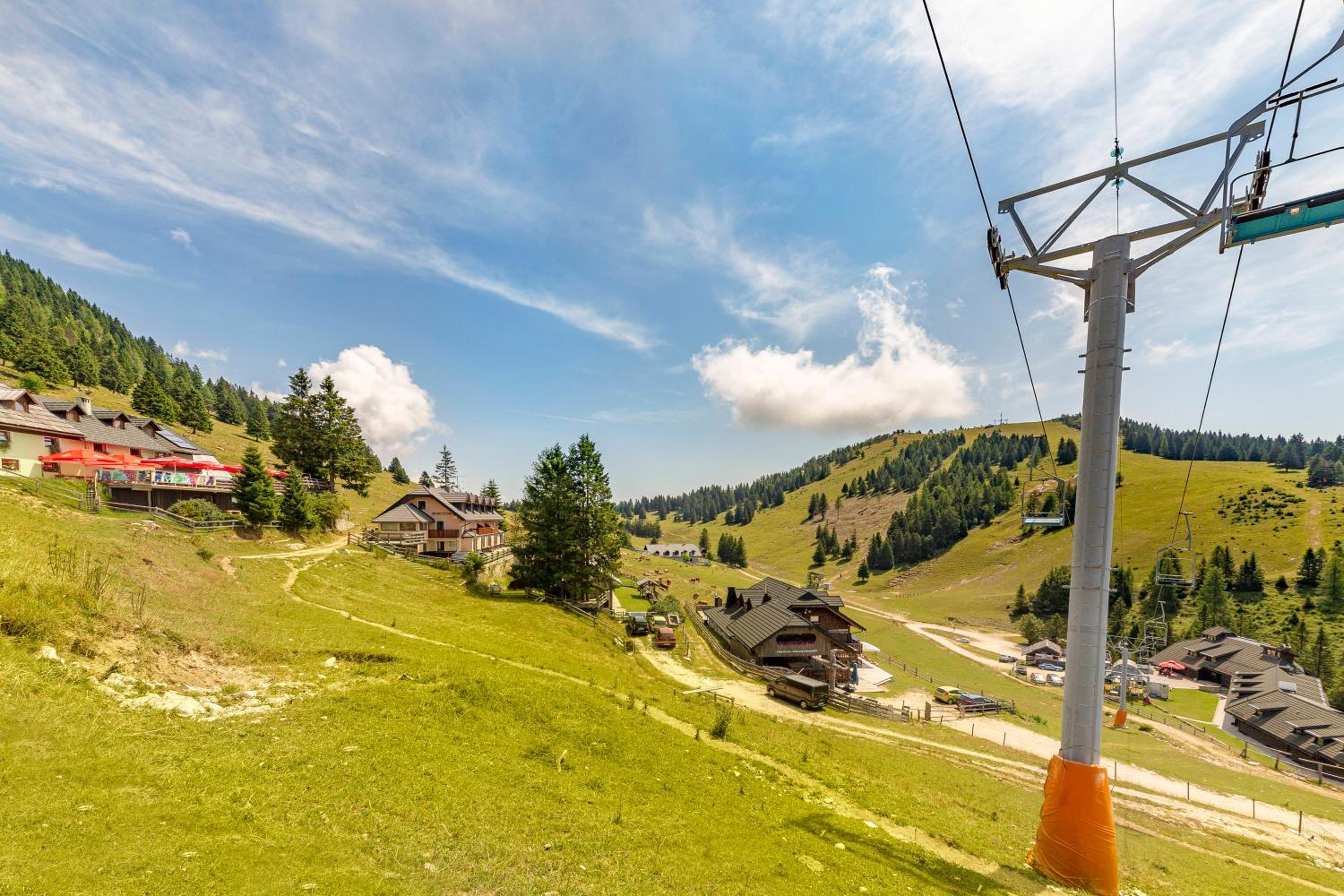 Koča na Krvavcu