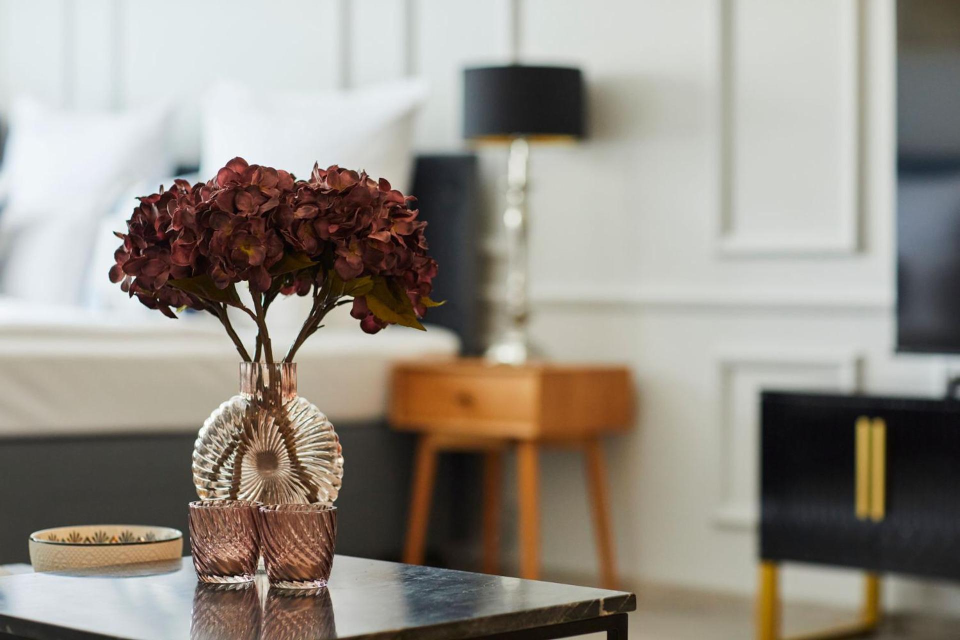 R B Apartment Hamburg Comfort am Flughafen für 1-5 Personen - ideal für Geschäftsreisende und Familien - Küche - Smart TV - Waschtrockner - kostenloser Par