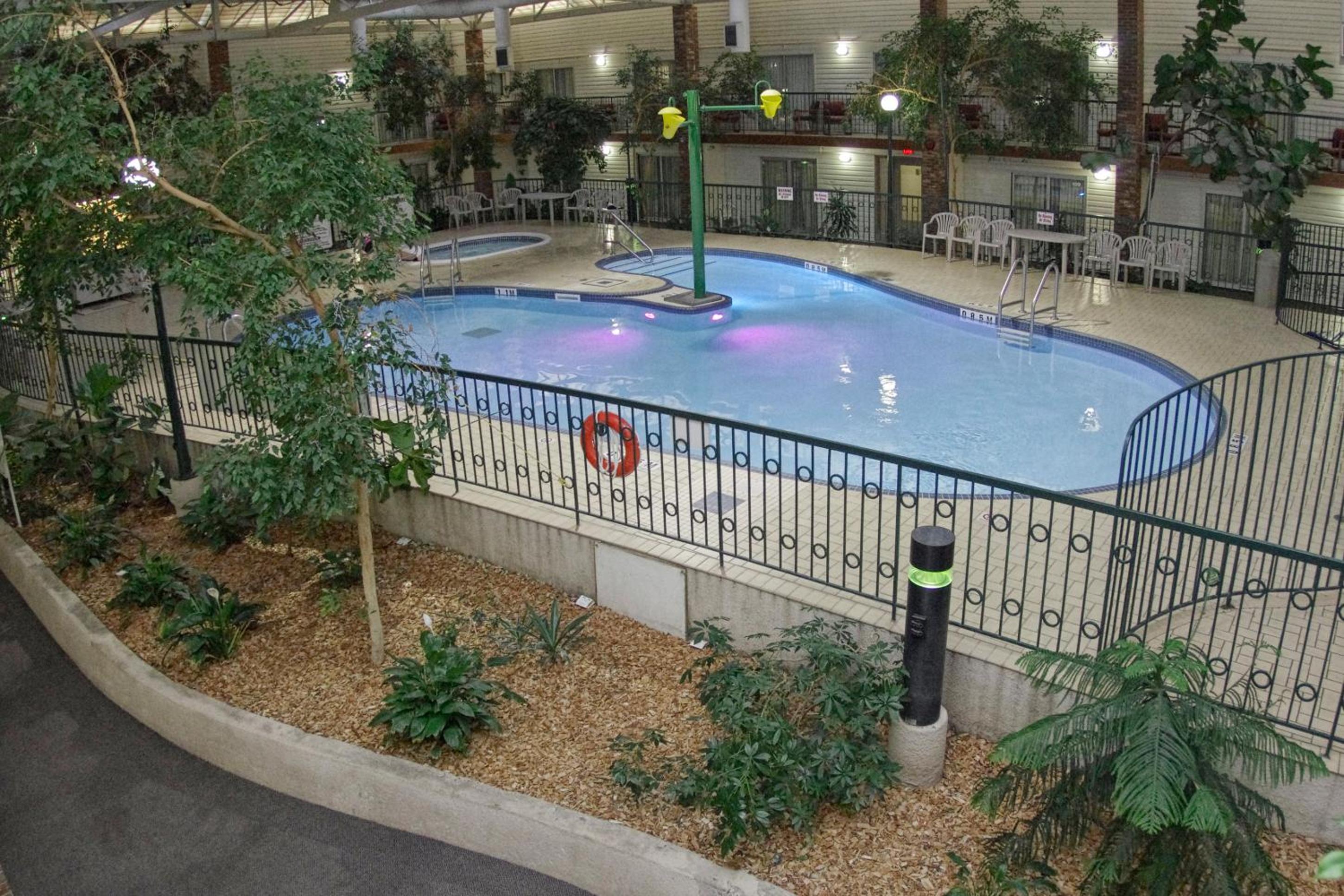 Brandon Vacations - Victoria Inn Hotel  Convention Centre Brandon - Property Image 6
