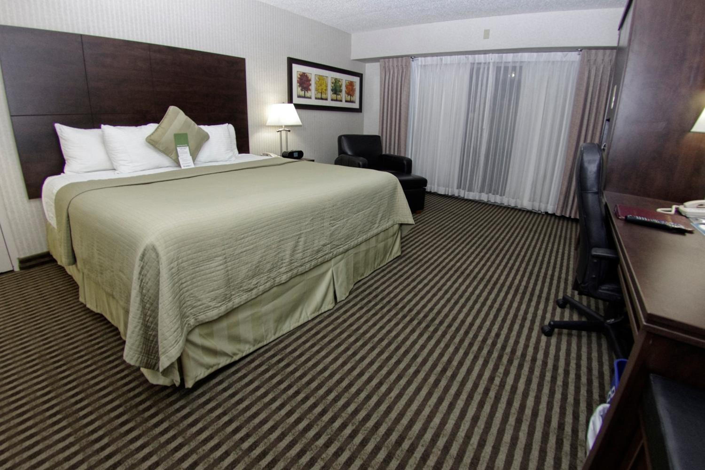 Brandon Vacations - Victoria Inn Hotel  Convention Centre Brandon - Property Image 5