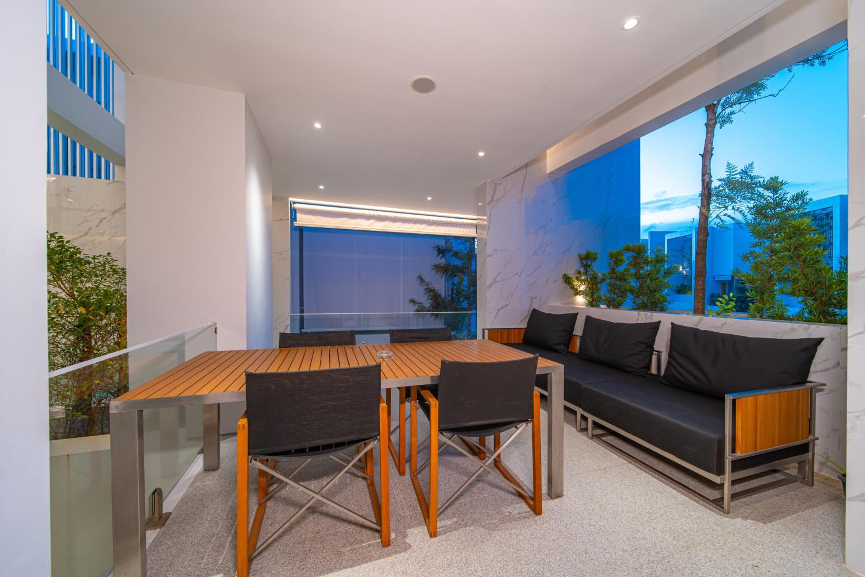 Tropical 3BR Villa with Private Pool Residence Villa by Warm Plus