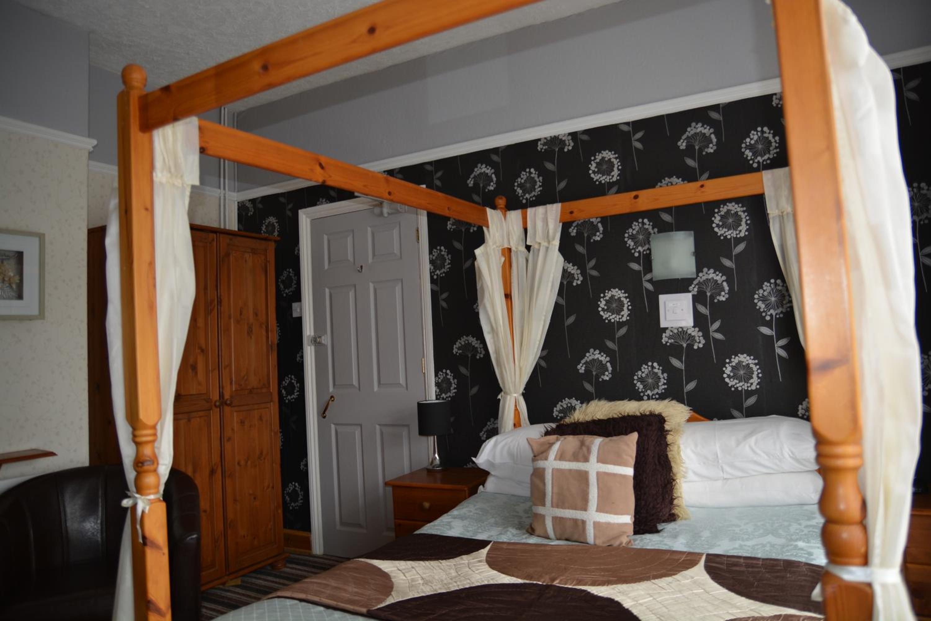 Sherwood Lodge