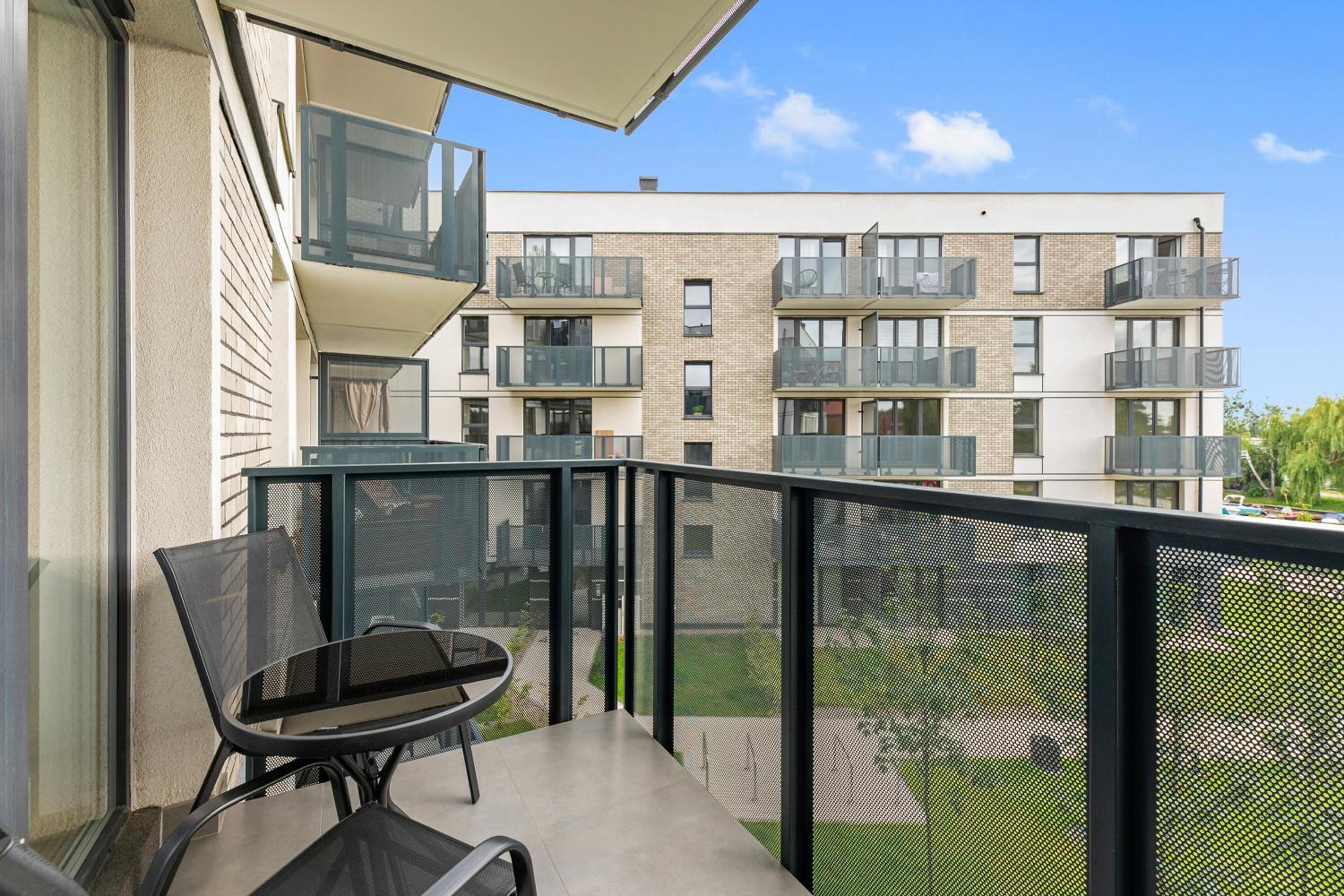 Riverview Portovo with parking by Lion Apartments