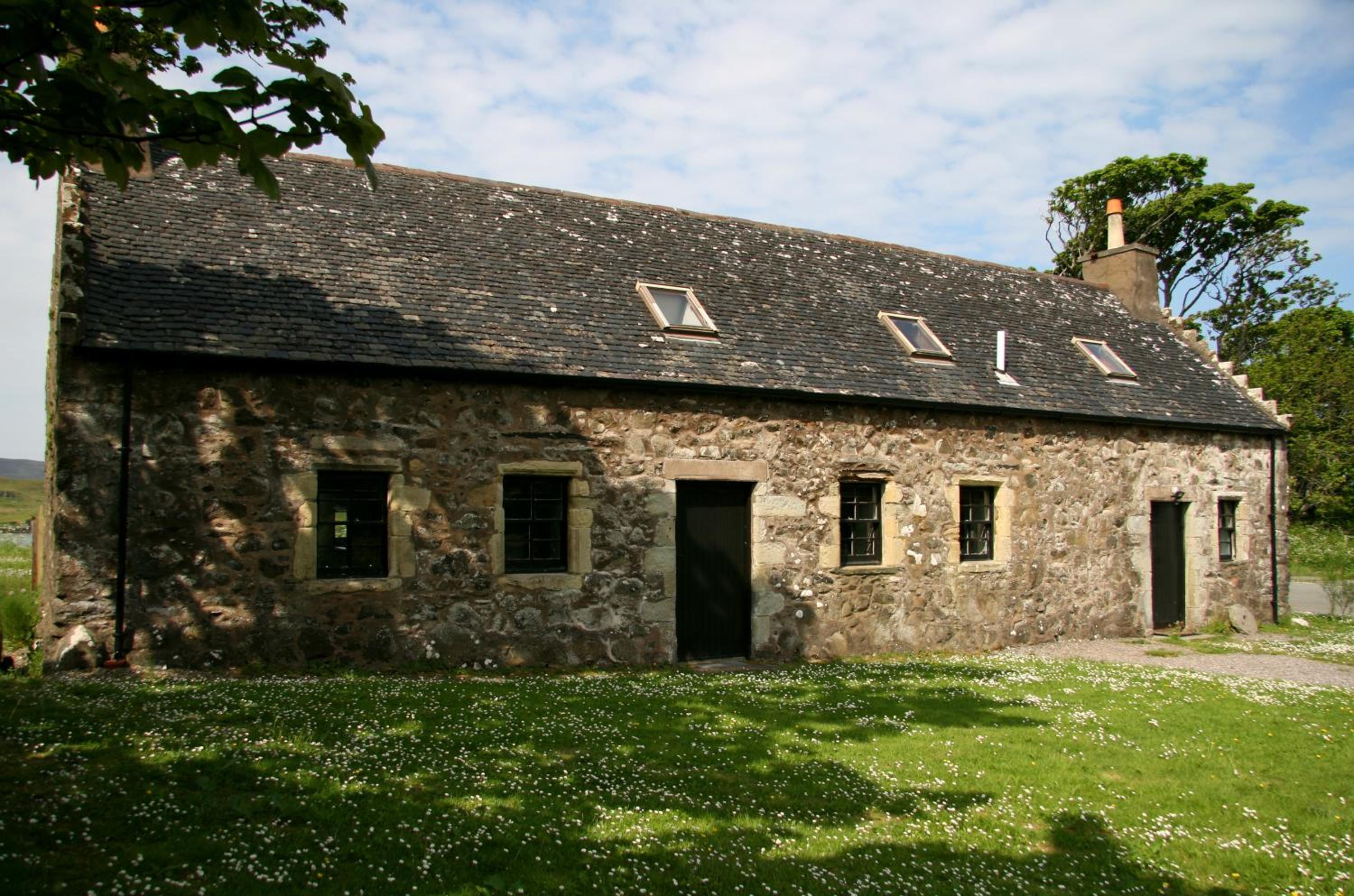 Dunvegan Castle Laundry Cottage view 5