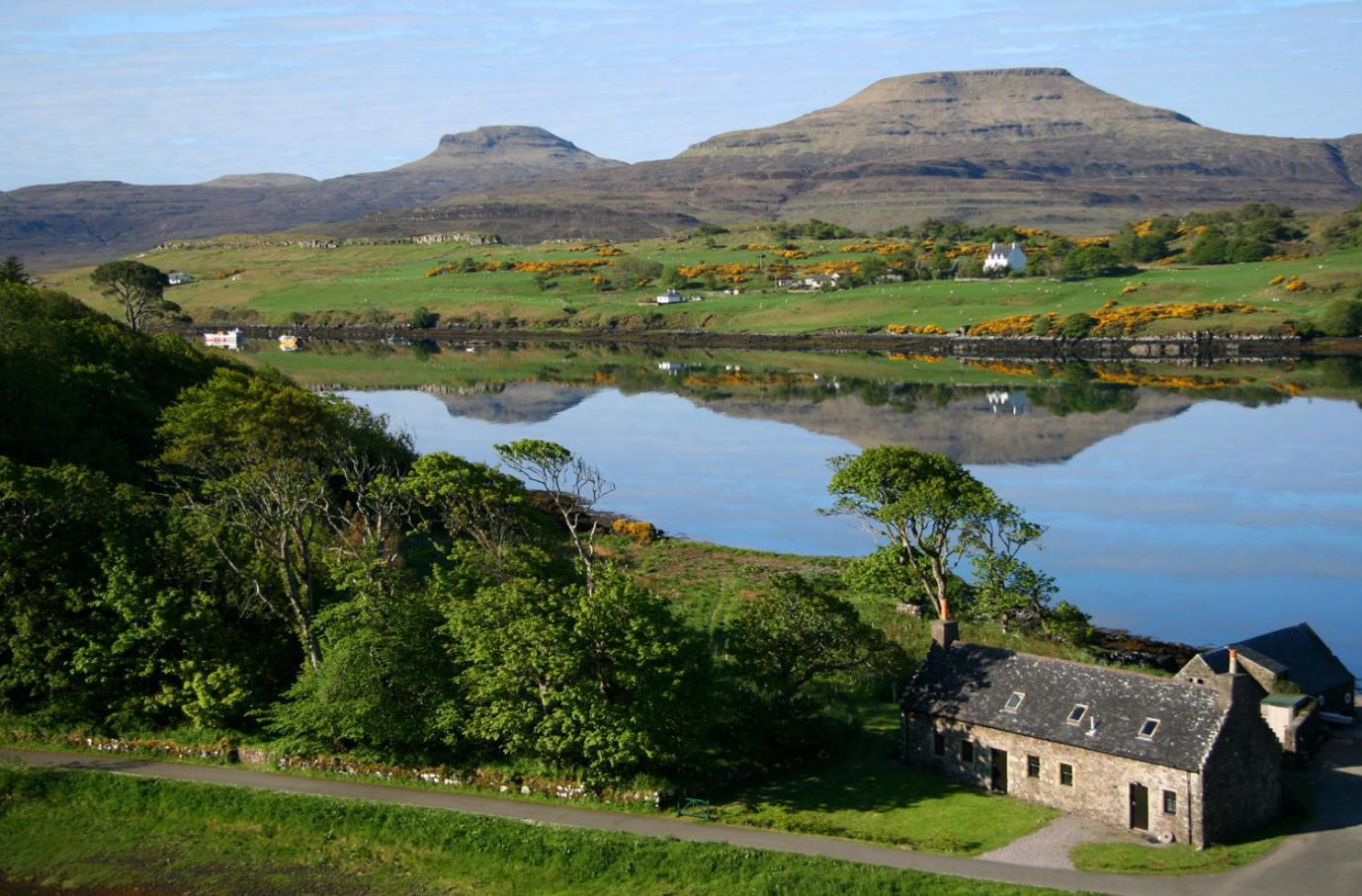Dunvegan Castle Laundry Cottage view 2