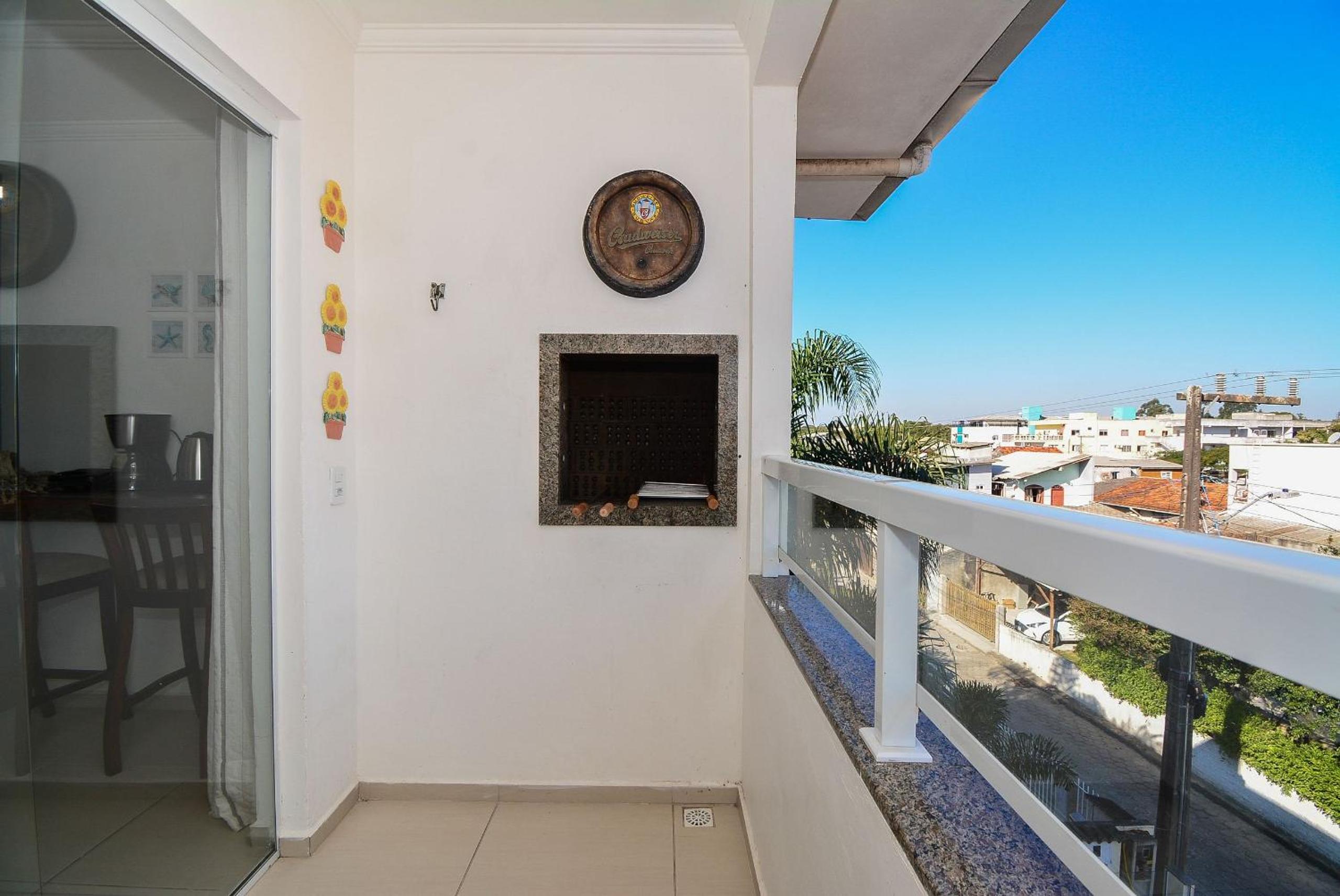 Amplo Apartamento na Praia dos Ingleses - NIN013
