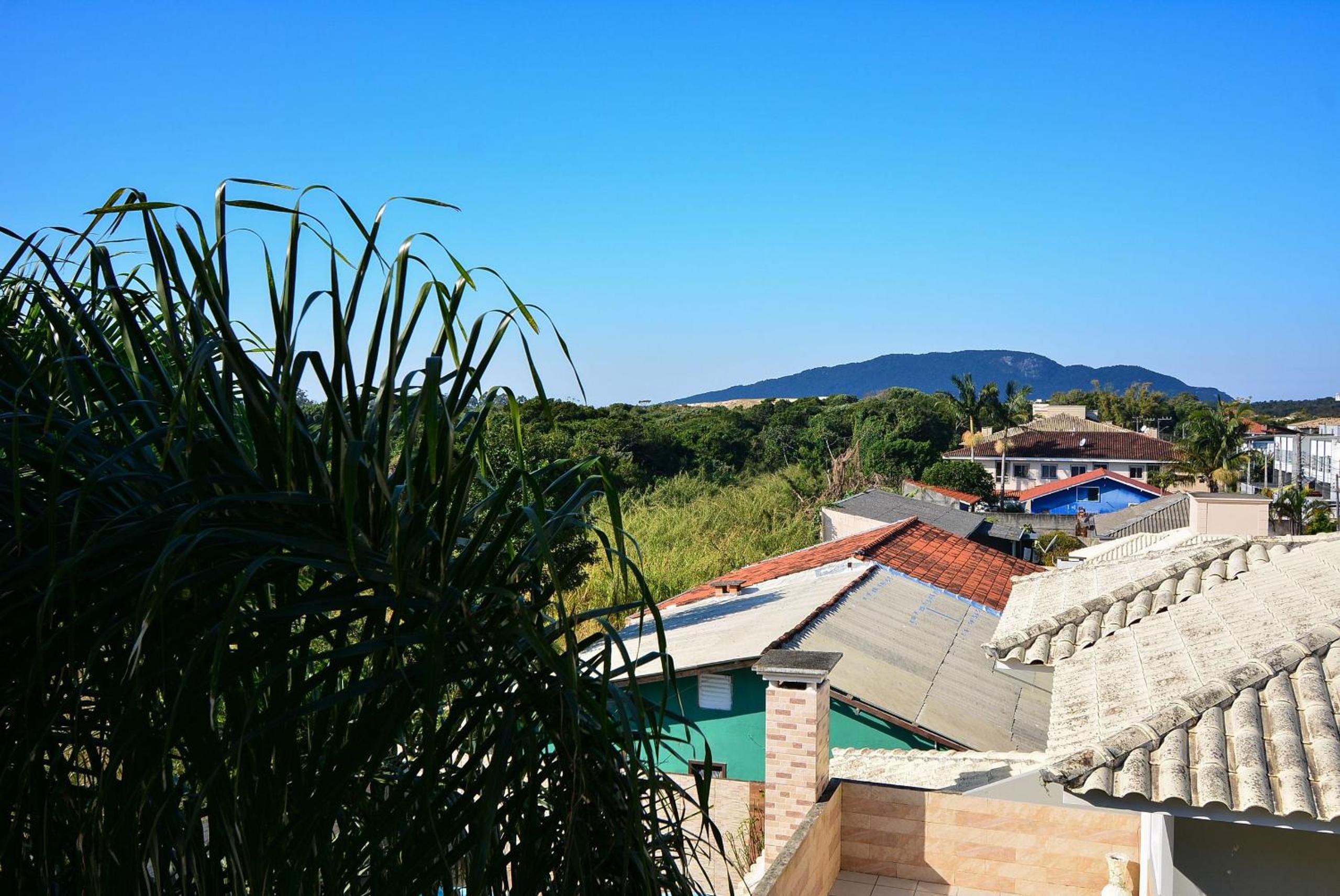 Amplo Apartamento na Praia dos Ingleses - NIN013