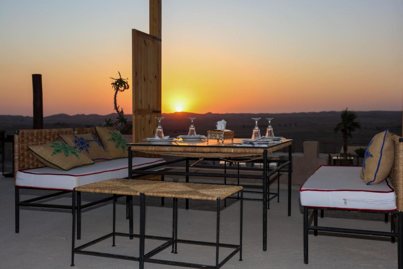 Agafay Luxury desert Camp - Glamping Experience