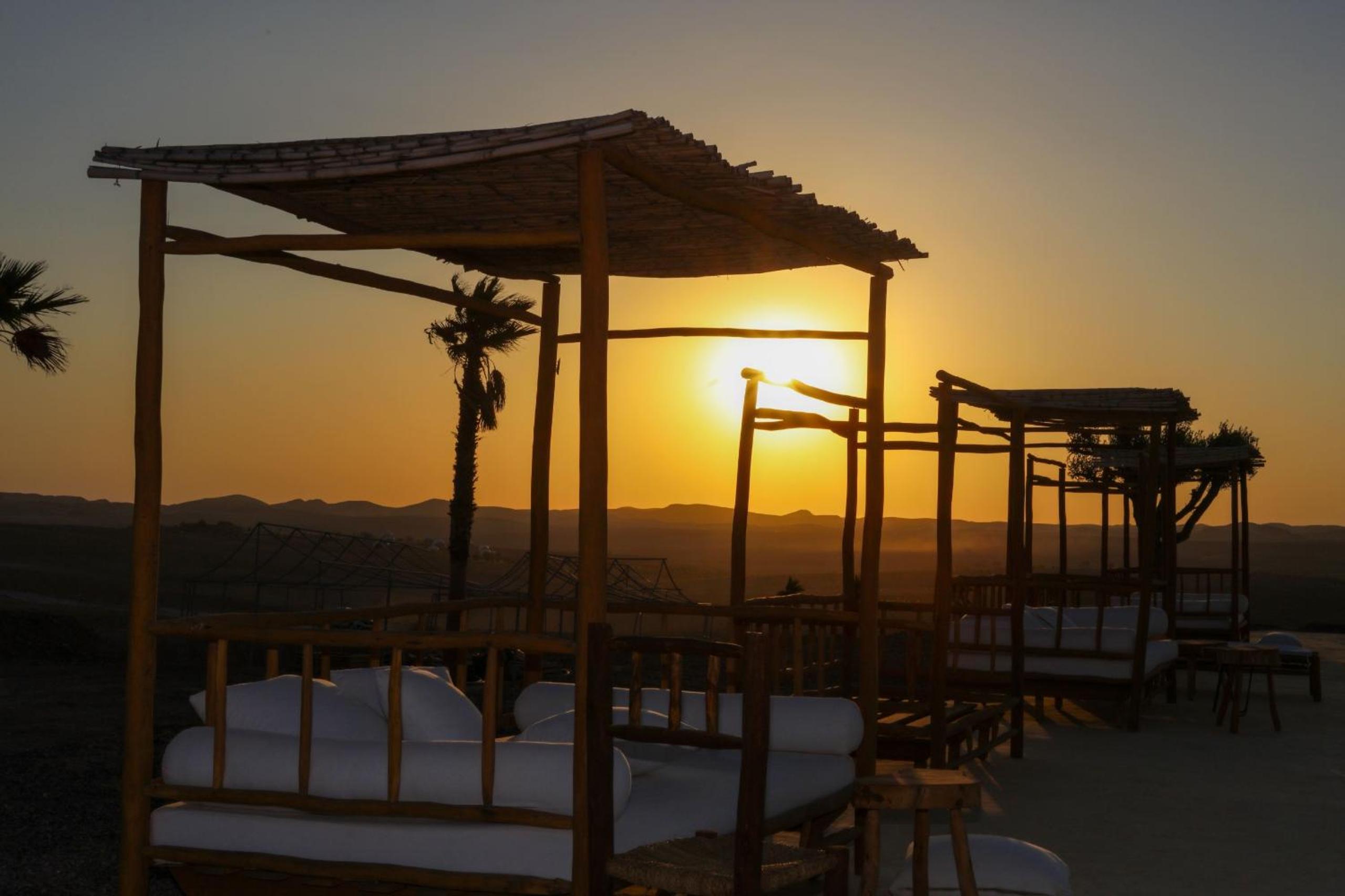 Agafay Luxury desert Camp - Glamping Experience