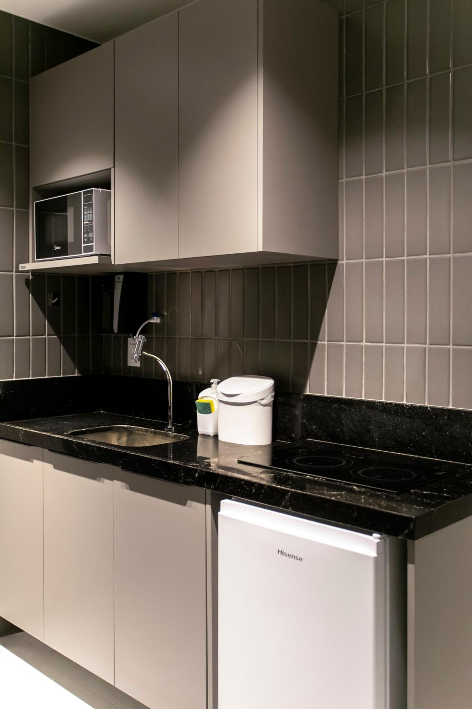Simple Smart By Xtay - Bleisure in João Pessoa: pool, gym, and laundry near Tropical Center and HNSN