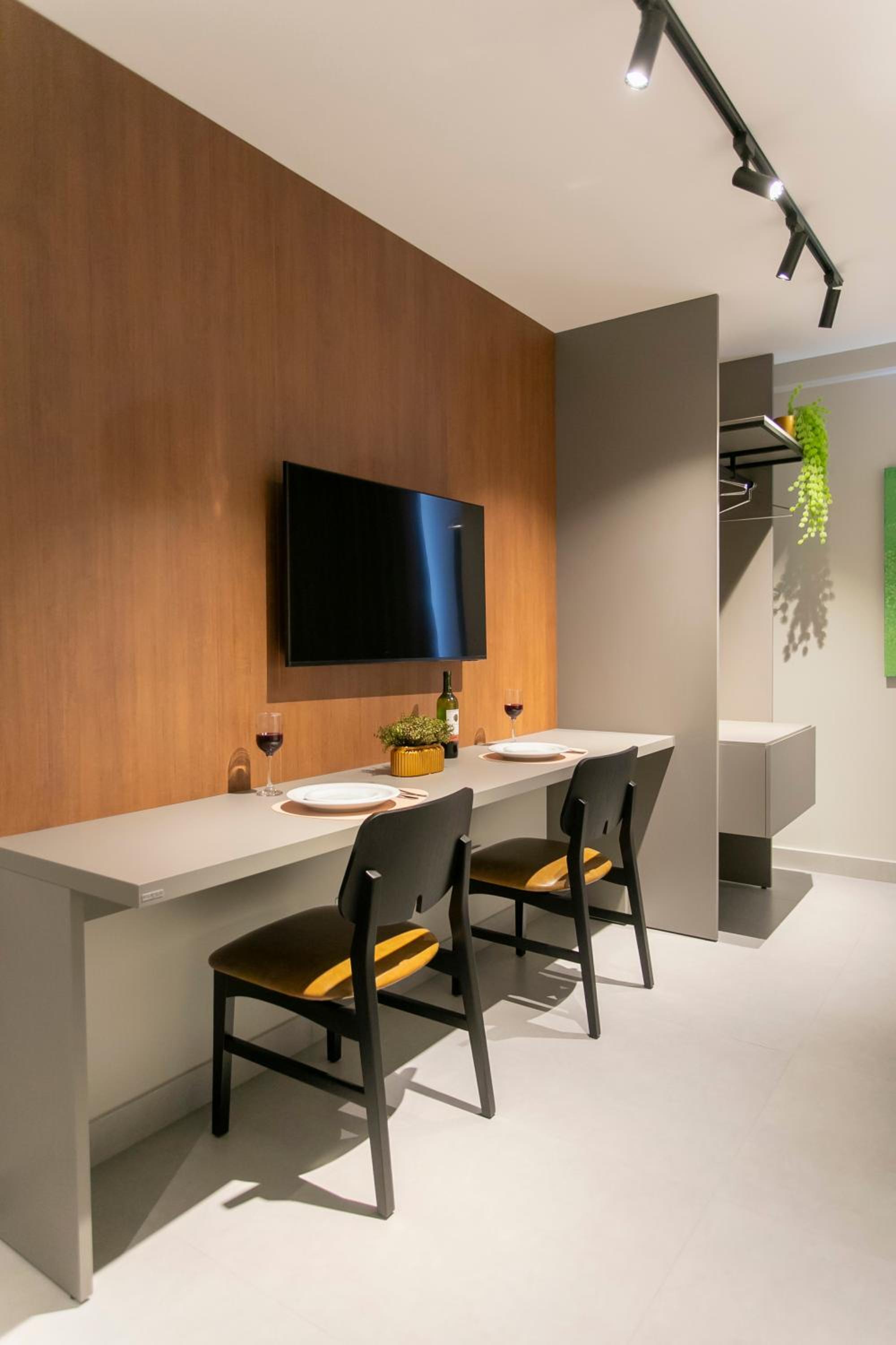 Simple Smart By Xtay - Bleisure in João Pessoa: pool, gym, and laundry near Tropical Center and HNSN