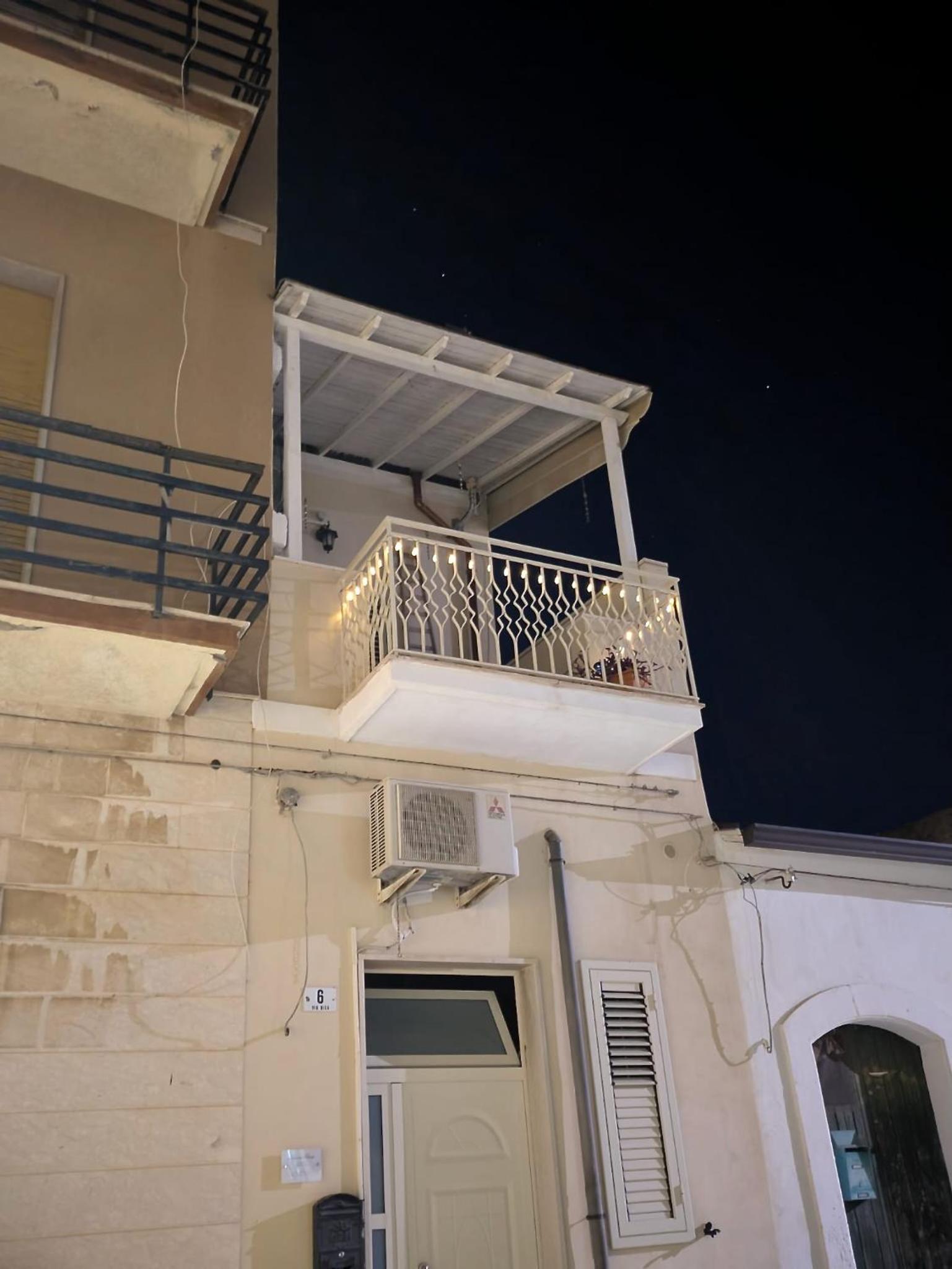 Libeccio House - Relax con Balcone Privato ad Avola