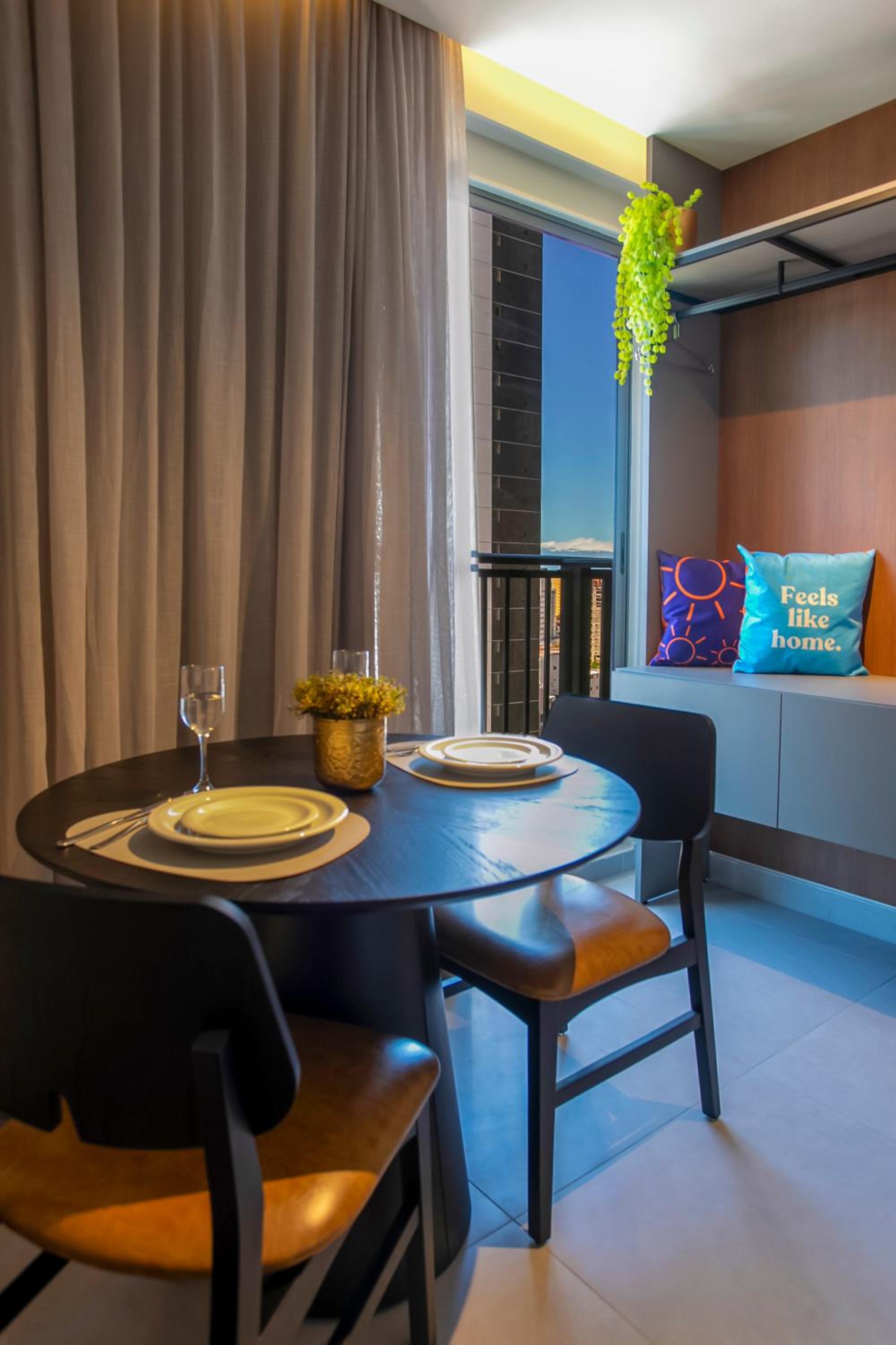 Simple Smart By Xtay - Bleisure in João Pessoa: pool, gym, and laundry near Tropical Center and HNSN