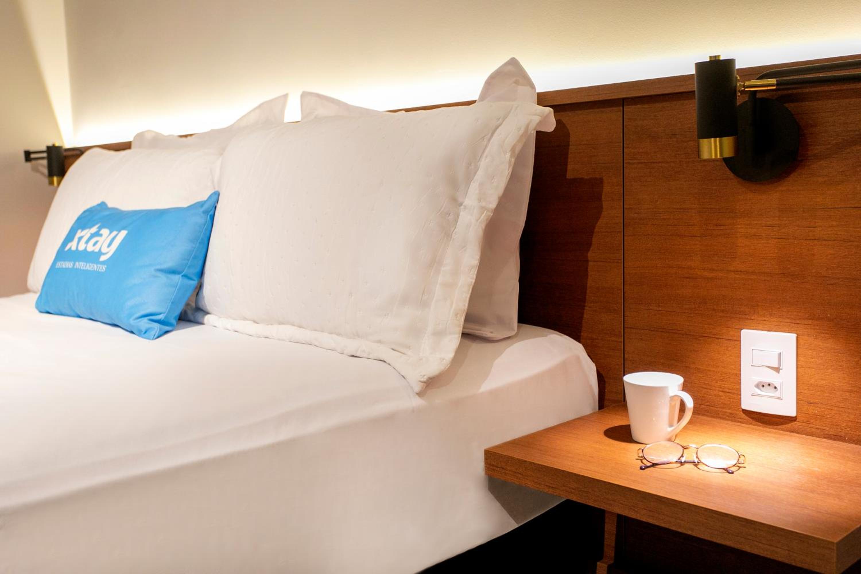 Simple Smart By Xtay - Bleisure in João Pessoa: pool, gym, and laundry near Tropical Center and HNSN