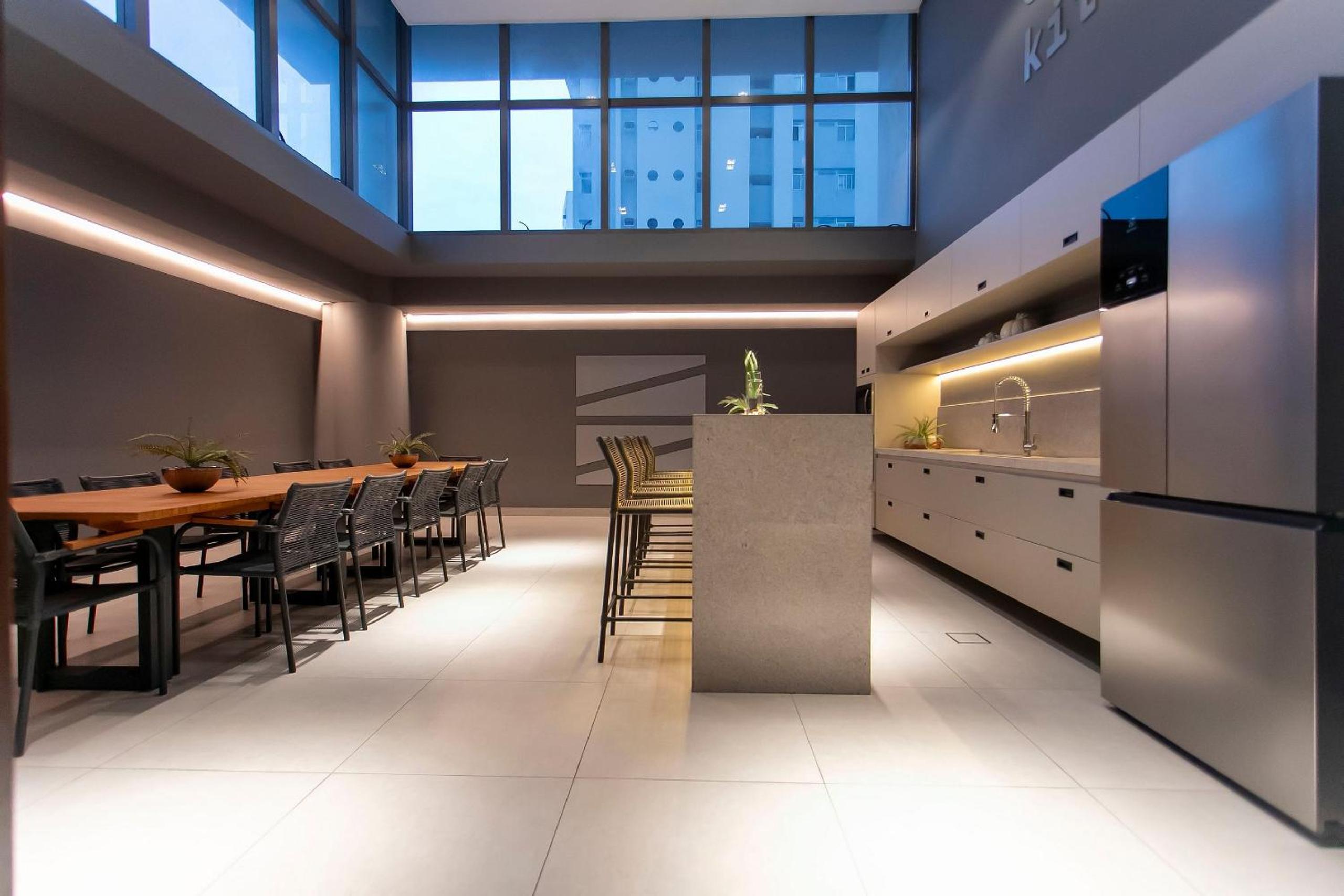 Simple Smart By Xtay - Bleisure in João Pessoa: pool, gym, and laundry near Tropical Center and HNSN