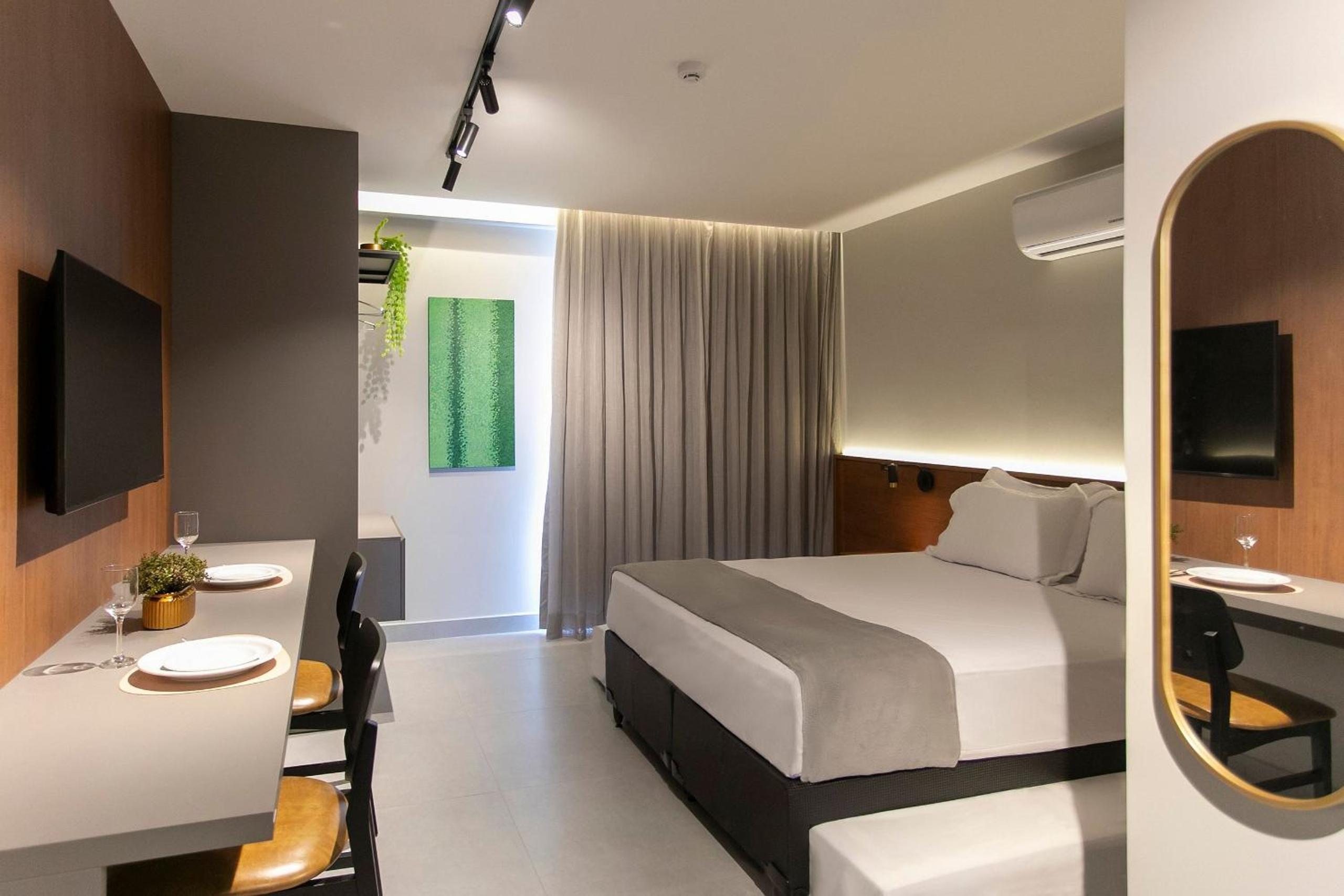 Simple Smart By Xtay - Bleisure in João Pessoa: pool, gym, and laundry near Tropical Center and HNSN