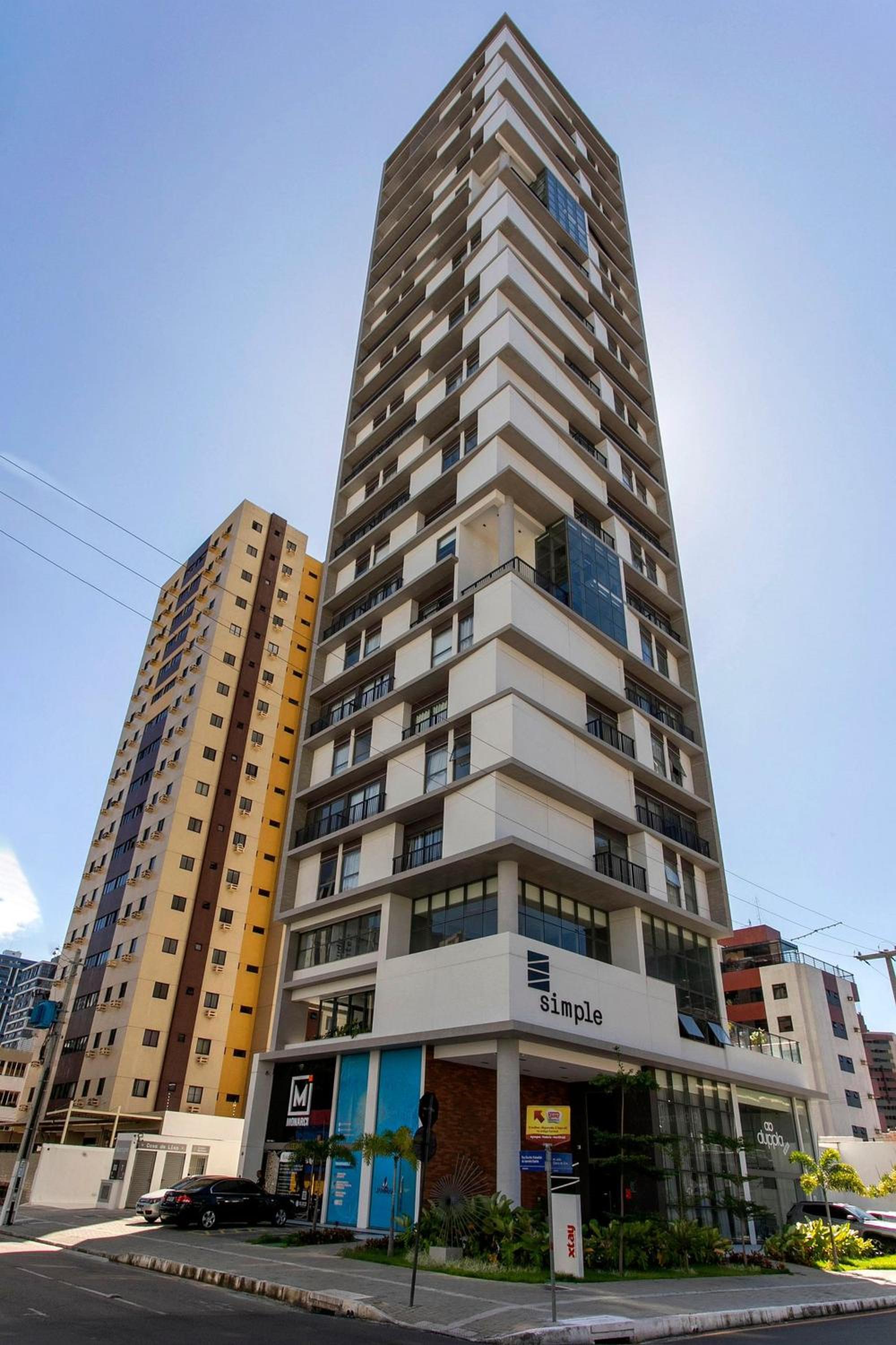 Simple Smart By Xtay - Bleisure in João Pessoa: pool, gym, and laundry near Tropical Center and HNSN