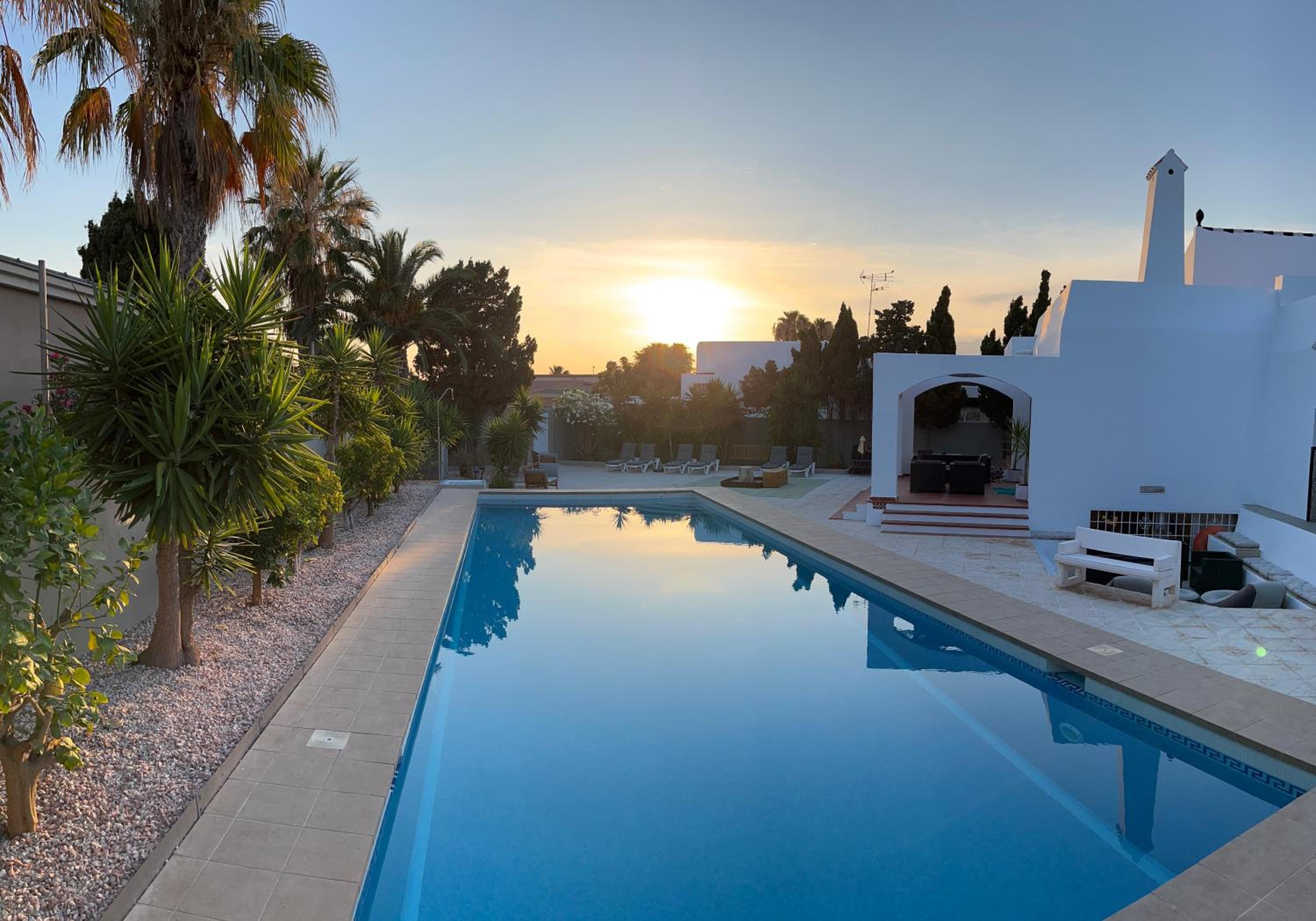 Villa de los Osos - 3min Walk To The Beach & Club De Golf Playa Serena, Entire House, Chalet With XXL Private Pool & Gym