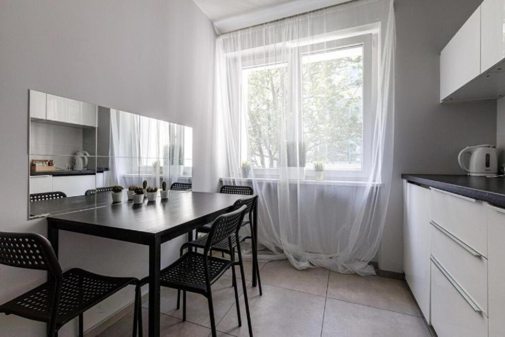 Close-Golden Apartment Wroclaw - One Bedroom Apartment - Rynek Square&Widok