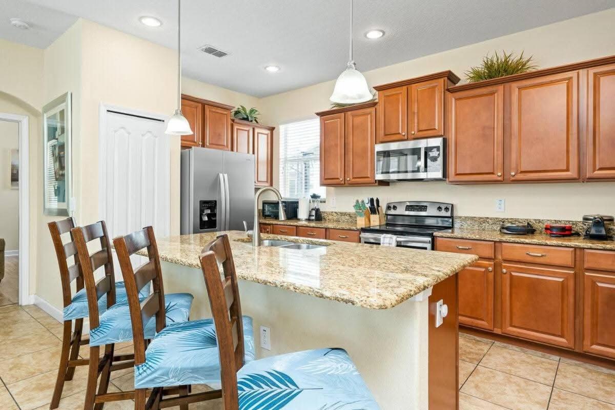 Disney Getaway 6BR | Theater + Game Room