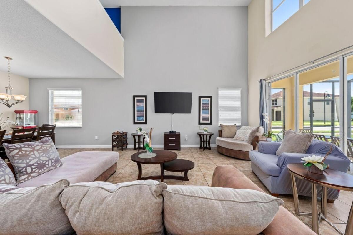 Disney Getaway 6BR | Theater + Game Room