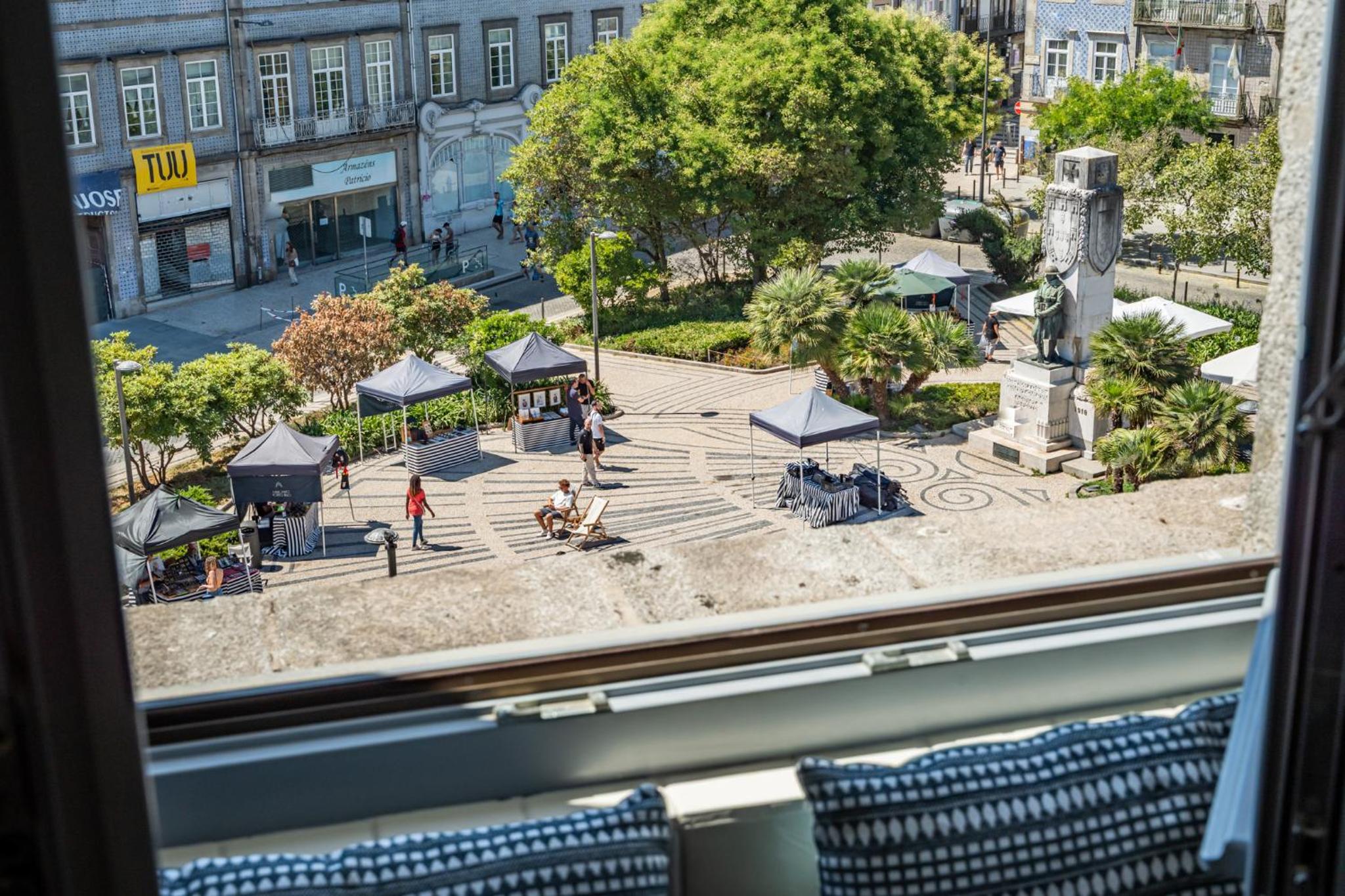 Carmo House - Art and Creativity in Downtown Porto