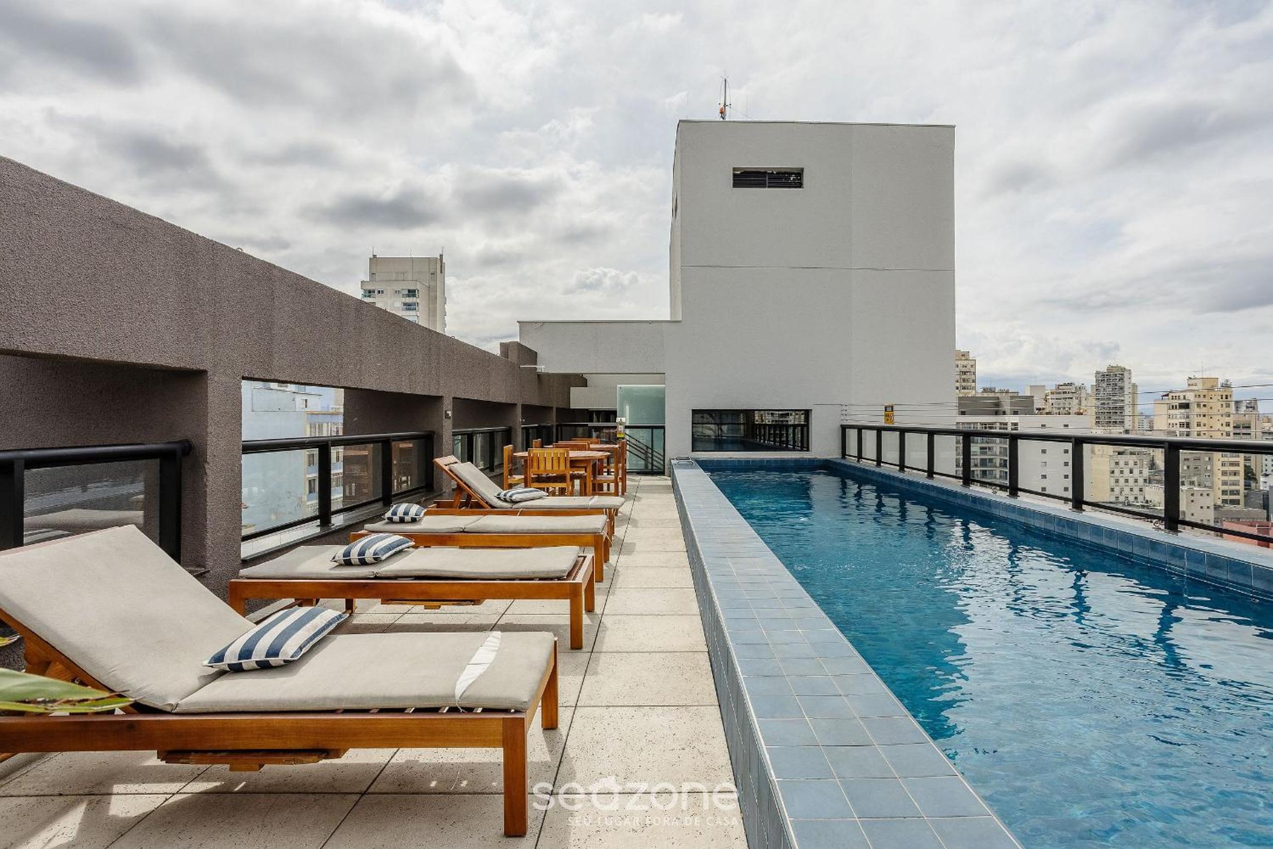 Studio in a cond. w/ pool near the subway ENP0607